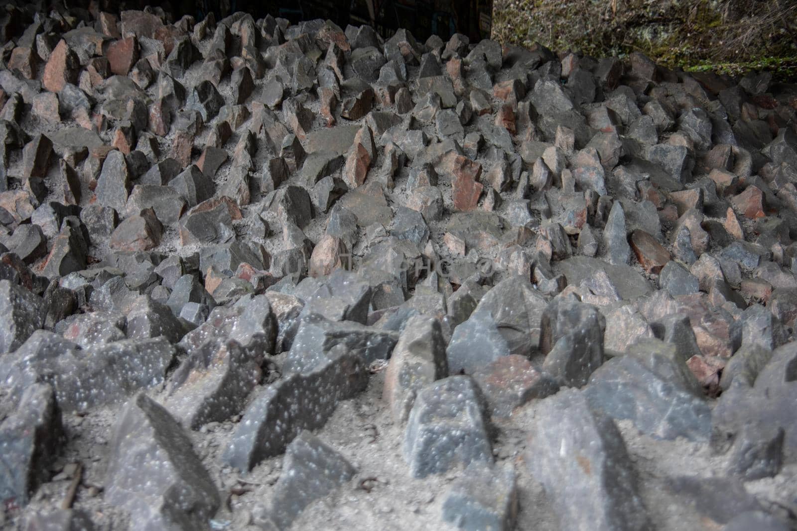 Pile of gravel by Dr-Lange