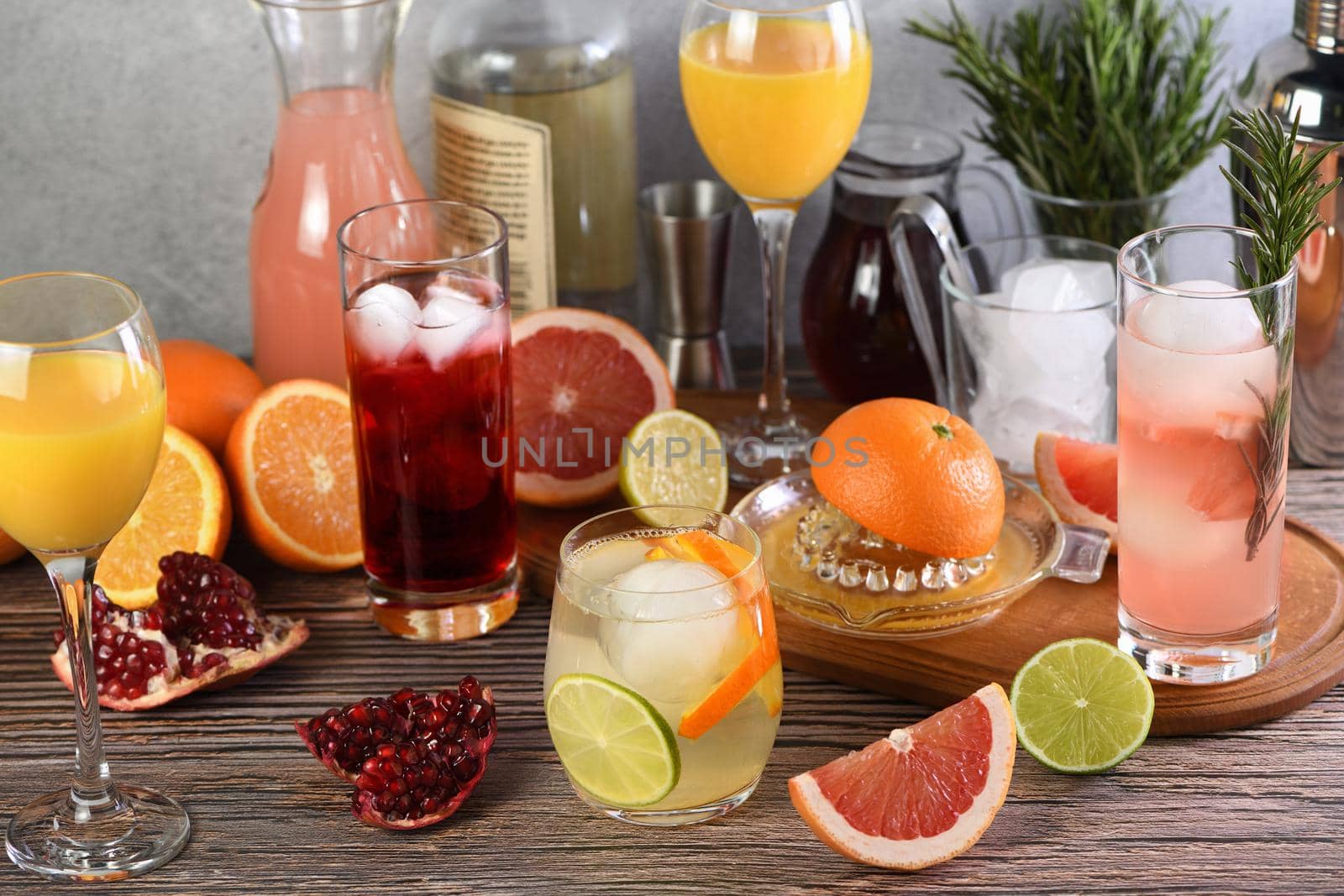 Drinks and cocktails Gin-based with various citrus fruits