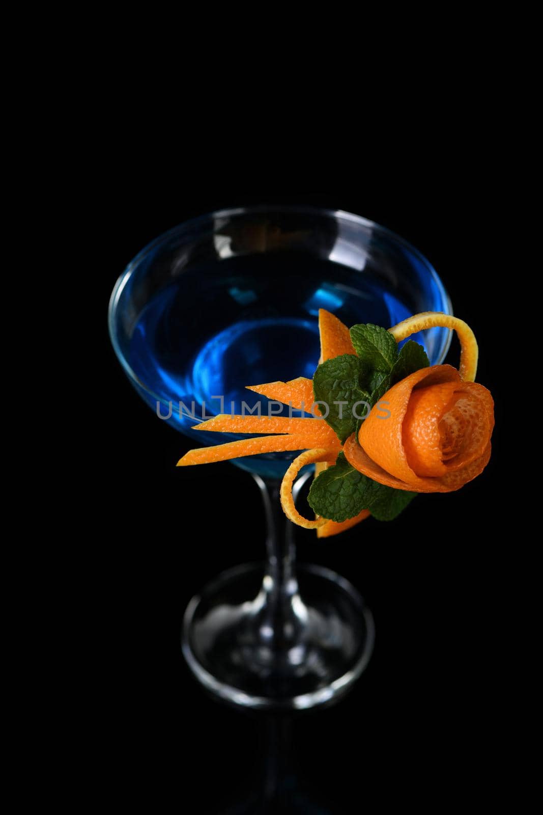 Art in orange- cocktail Blue lagoon by Apolonia