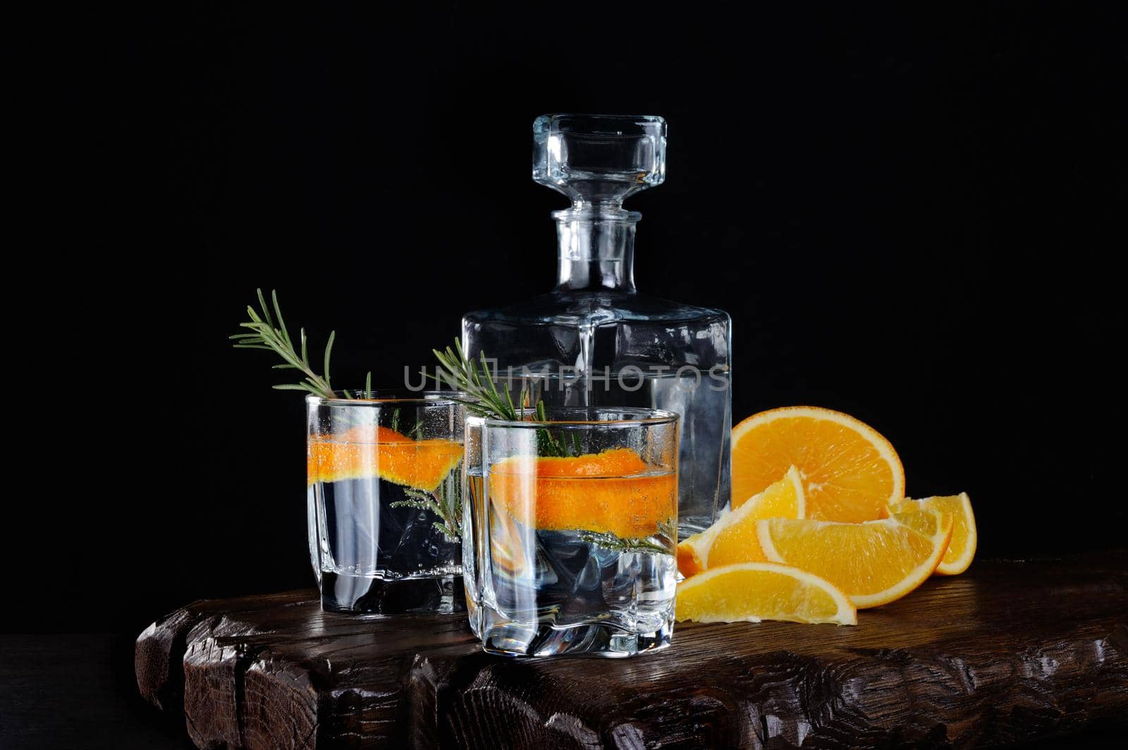 Classic Dry Gin with tonic and orange zest by Apolonia
