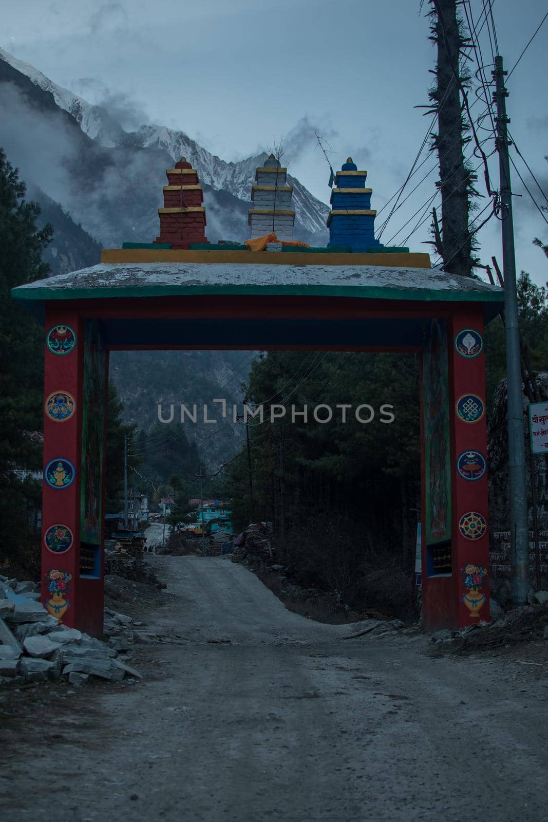 Gate entrance trekking along Annapurna circuit, Himalaya, Nepal, Asia