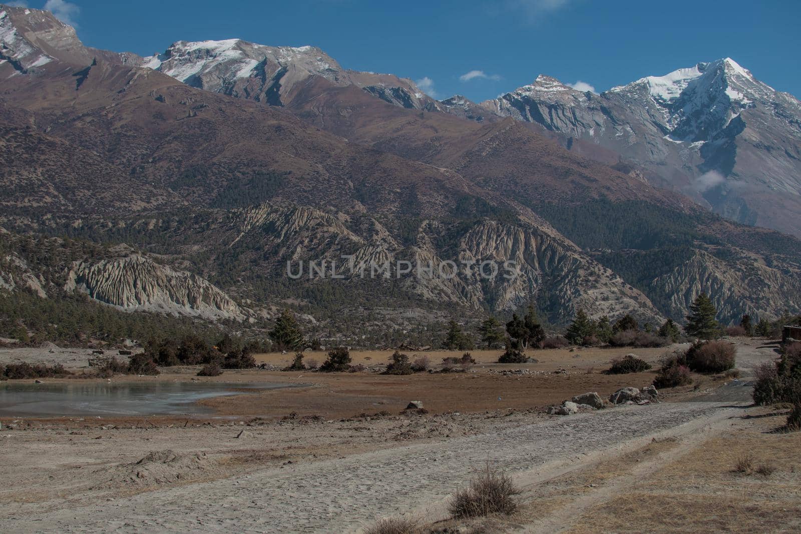 Mountains trekking Annapurna circuit, Marshyangdi river valley, Himalaya, Nepal, Asia