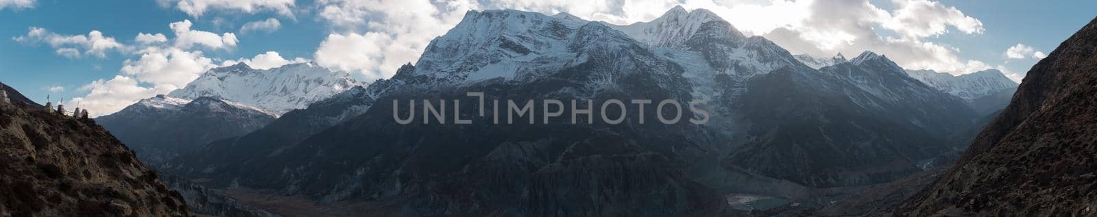 Panorama of mountains surounding Manang village, trekking Annapurna circuit, Nepal