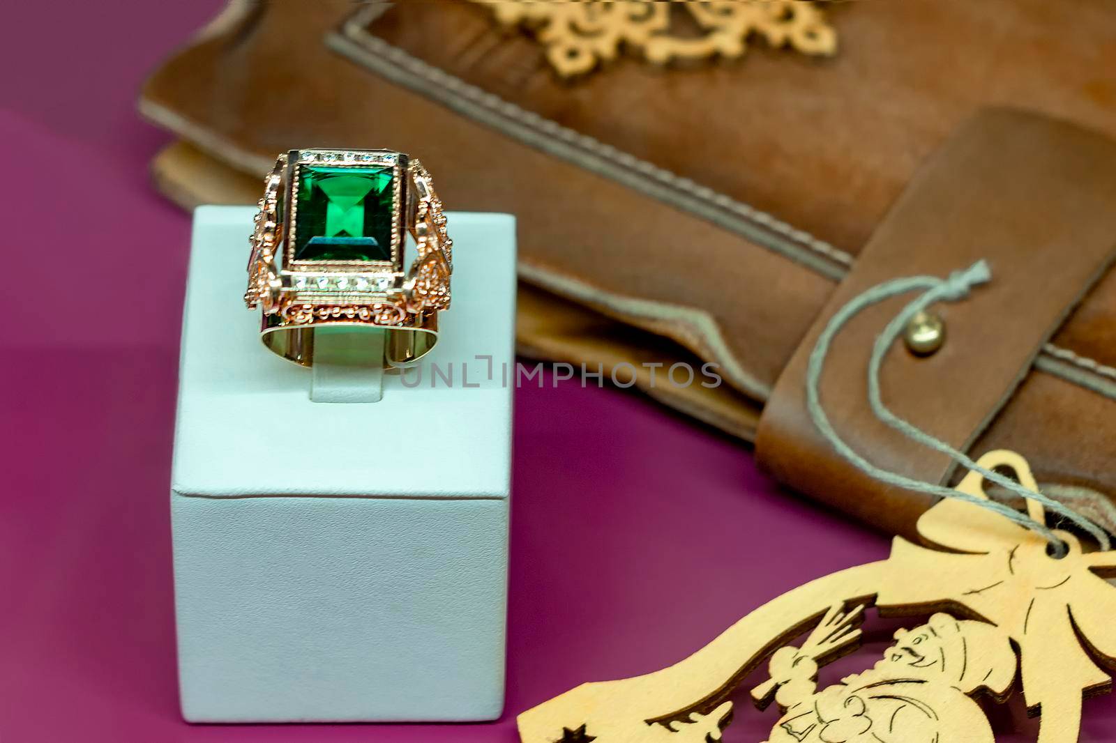 Emerald ring. Gift on holiday New Year.