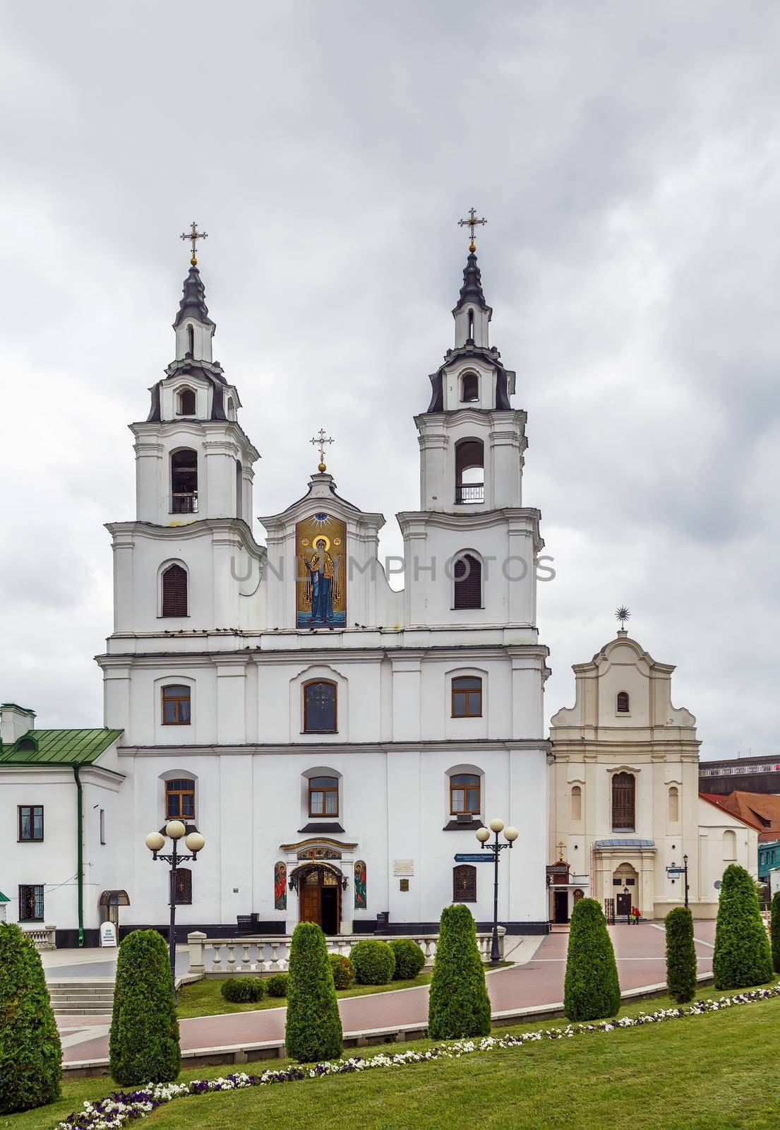  Holy Spirit Cathedral in Minsk is the central cathedral of the Belarusian Orthodox Church