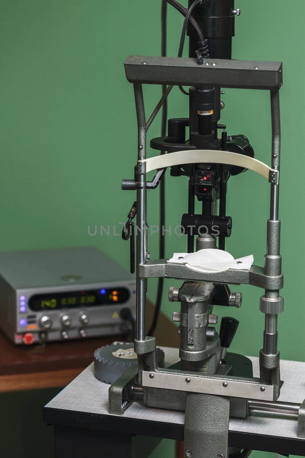 Medical optometrist equipment used for  eye exams by wondry