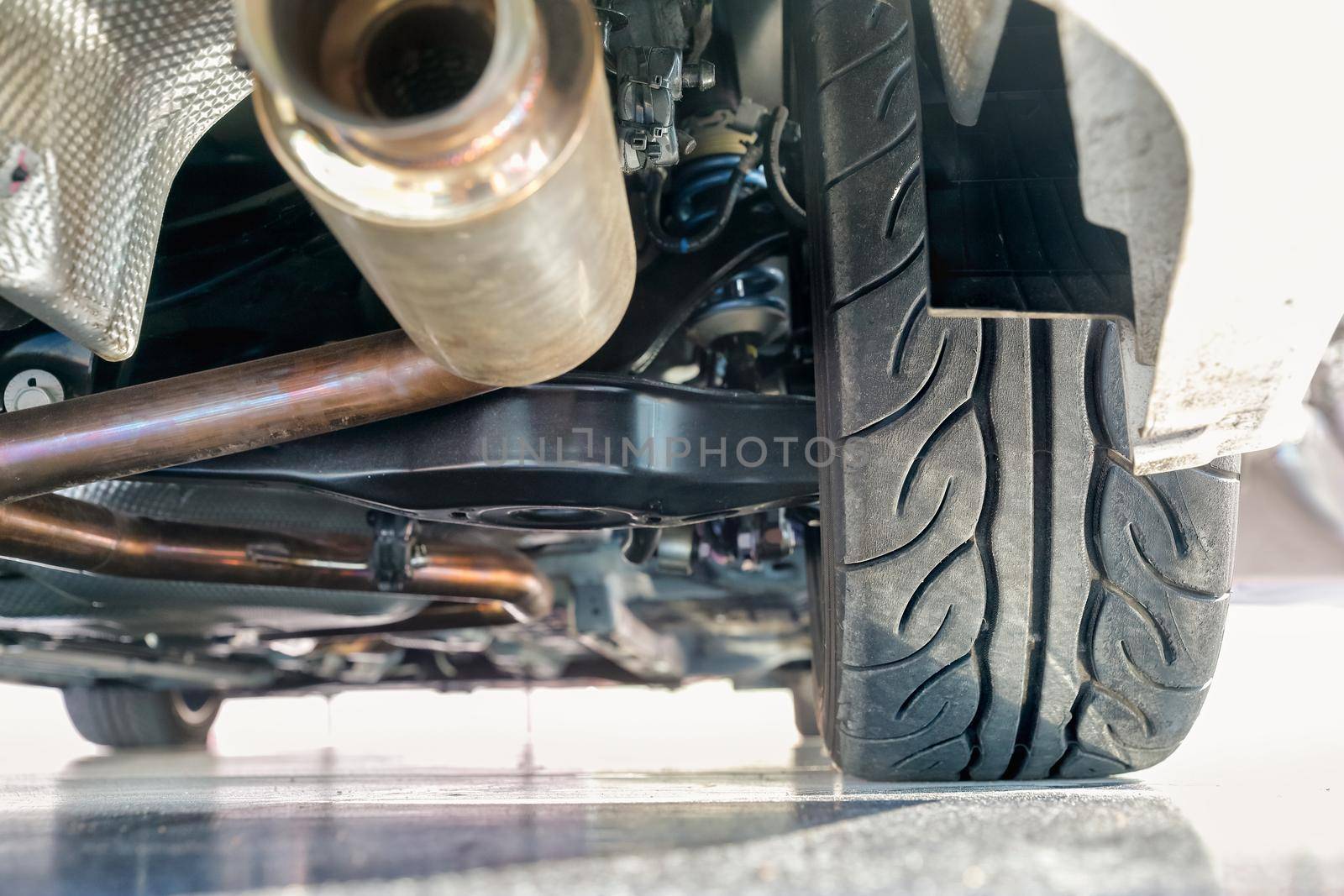 Car suspension and exhaust pipe by toa55