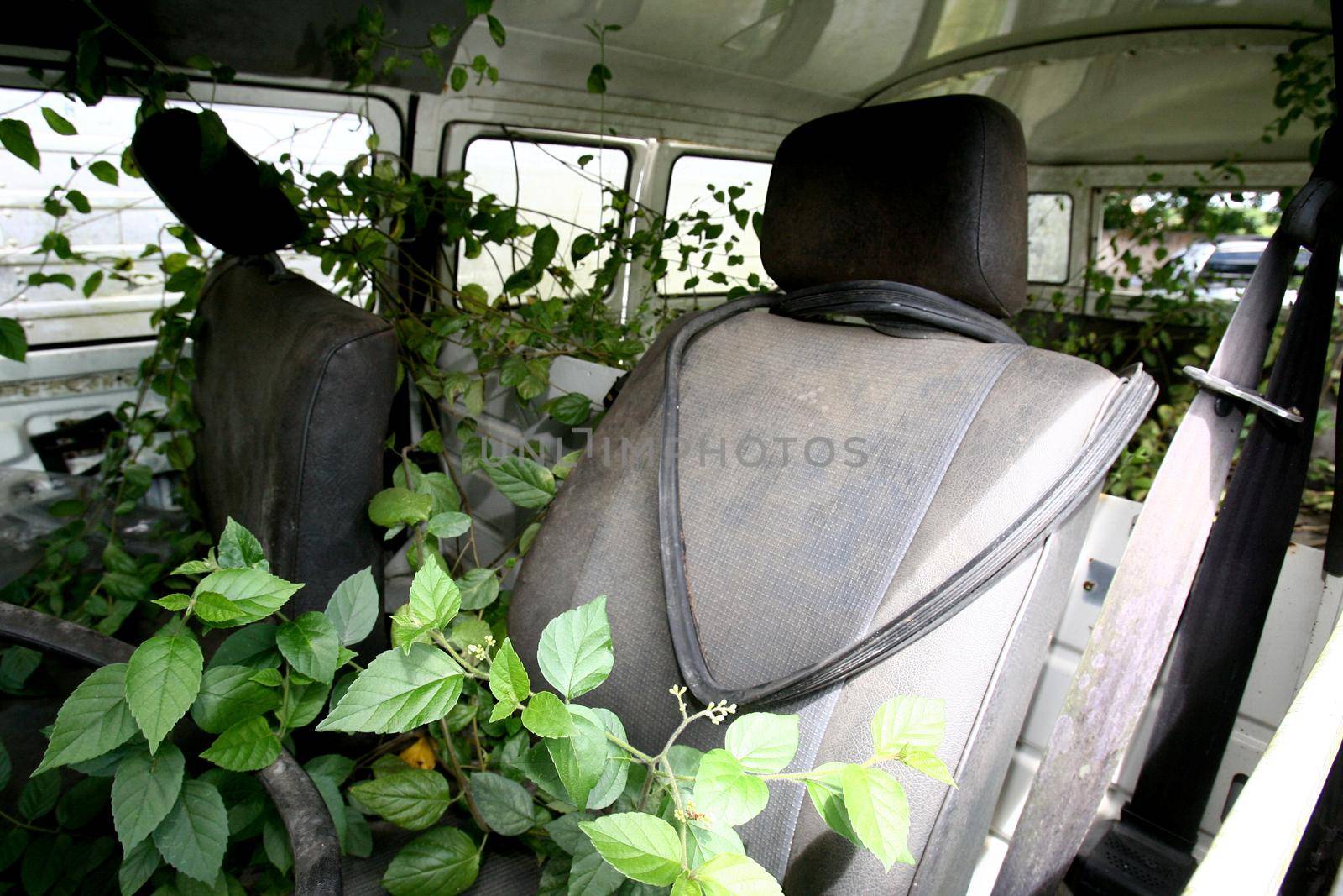 itabuna, bahia, / brazil - january 20, 2012: bush covers vehicles seized by the police at the Police Complex in the city of Itabuna, in southern Bahia.