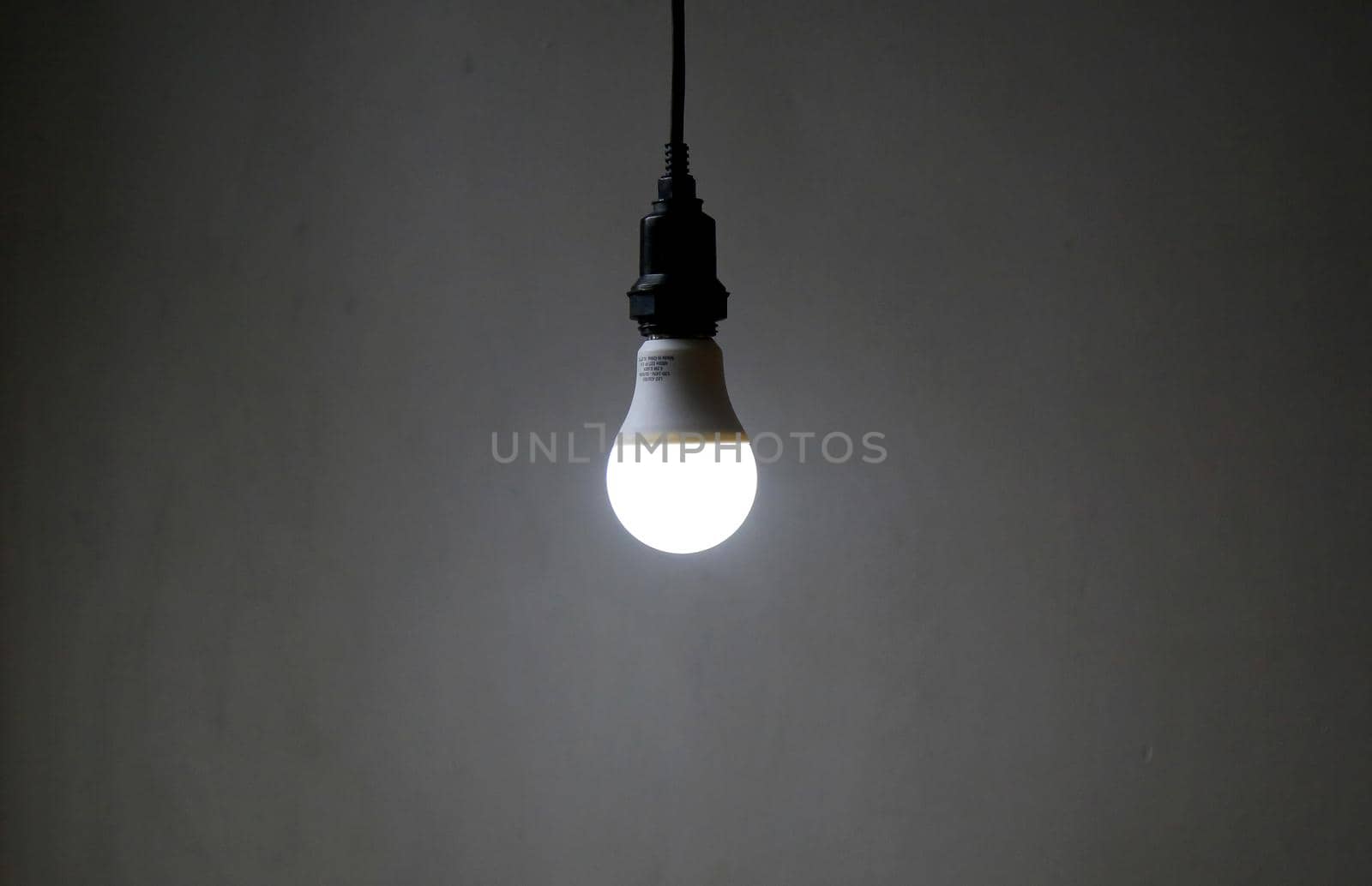 led lamp on by joasouza