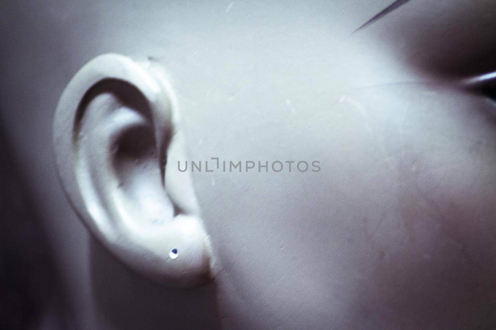 Female ear portrait of a mannequin by GemaIbarra
