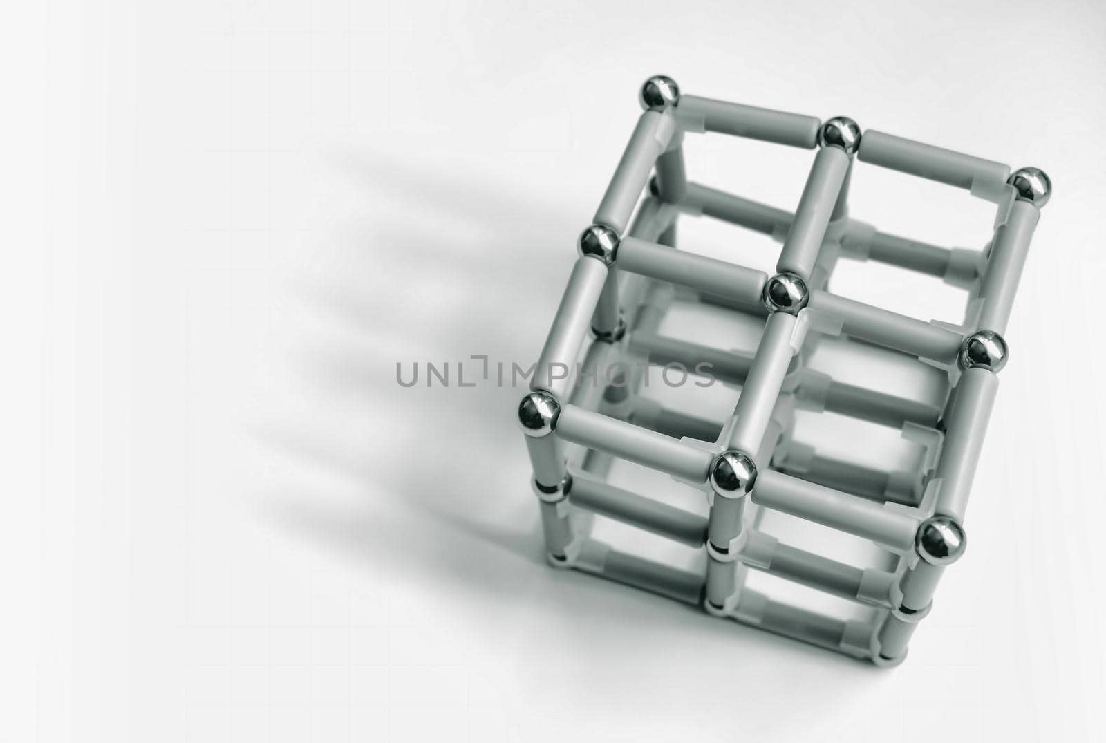 volumetric figure of magnetic balls and sticks