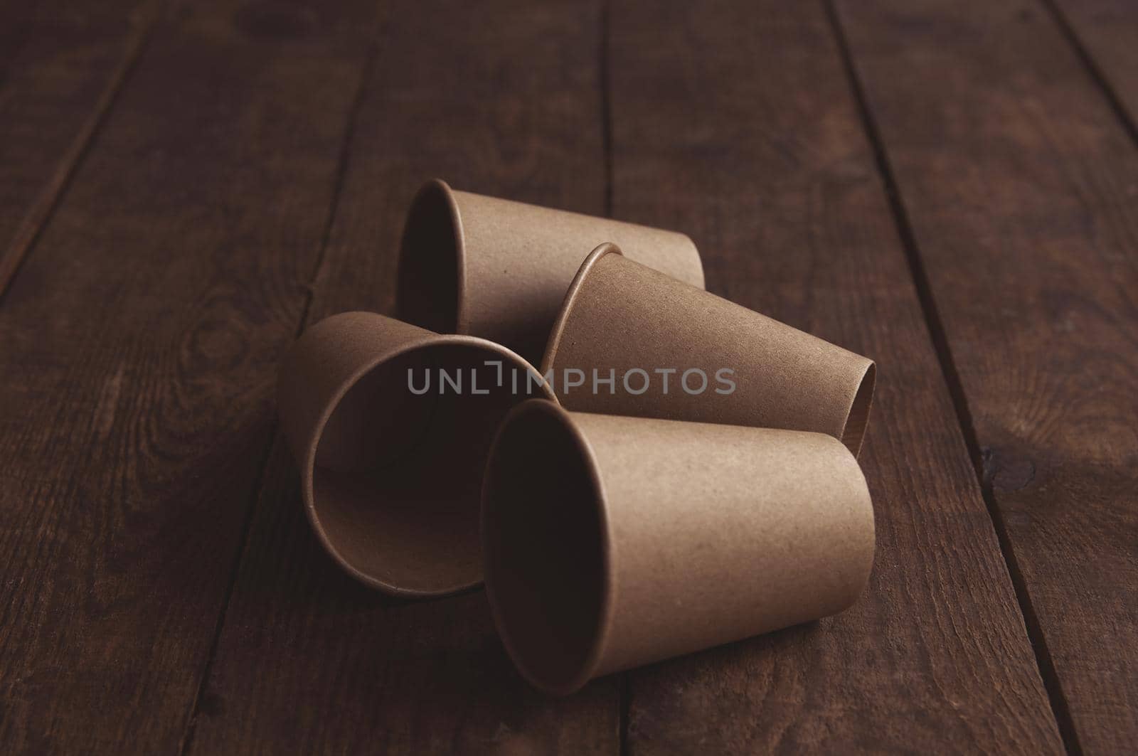 ecological kraft paper cups for coffee and tea dark brown by ozornina