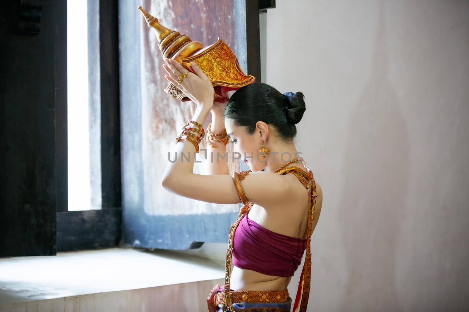 Beautiful woman, Thai national costume, traditional Thai dress, Thai woman, good mood, beautiful smile background - Image with noise and grain