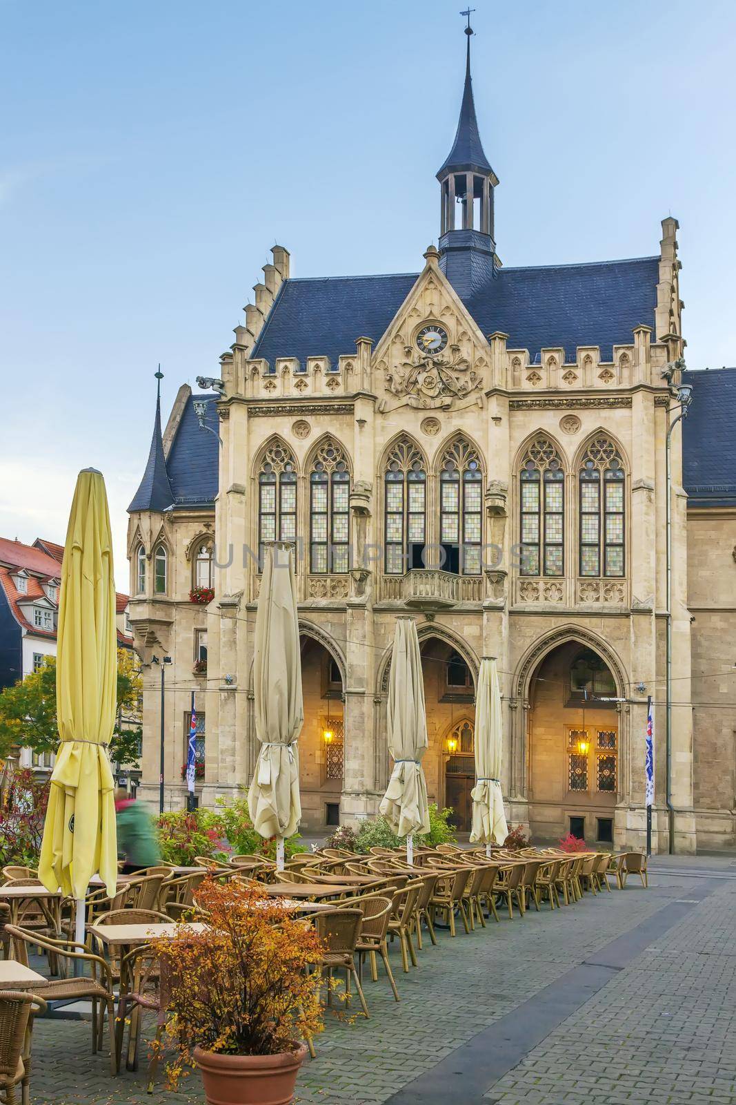 The neo-Gothic town hall at the Fischmarkt square was built between 1870 and 1874, Erfurt, Germany