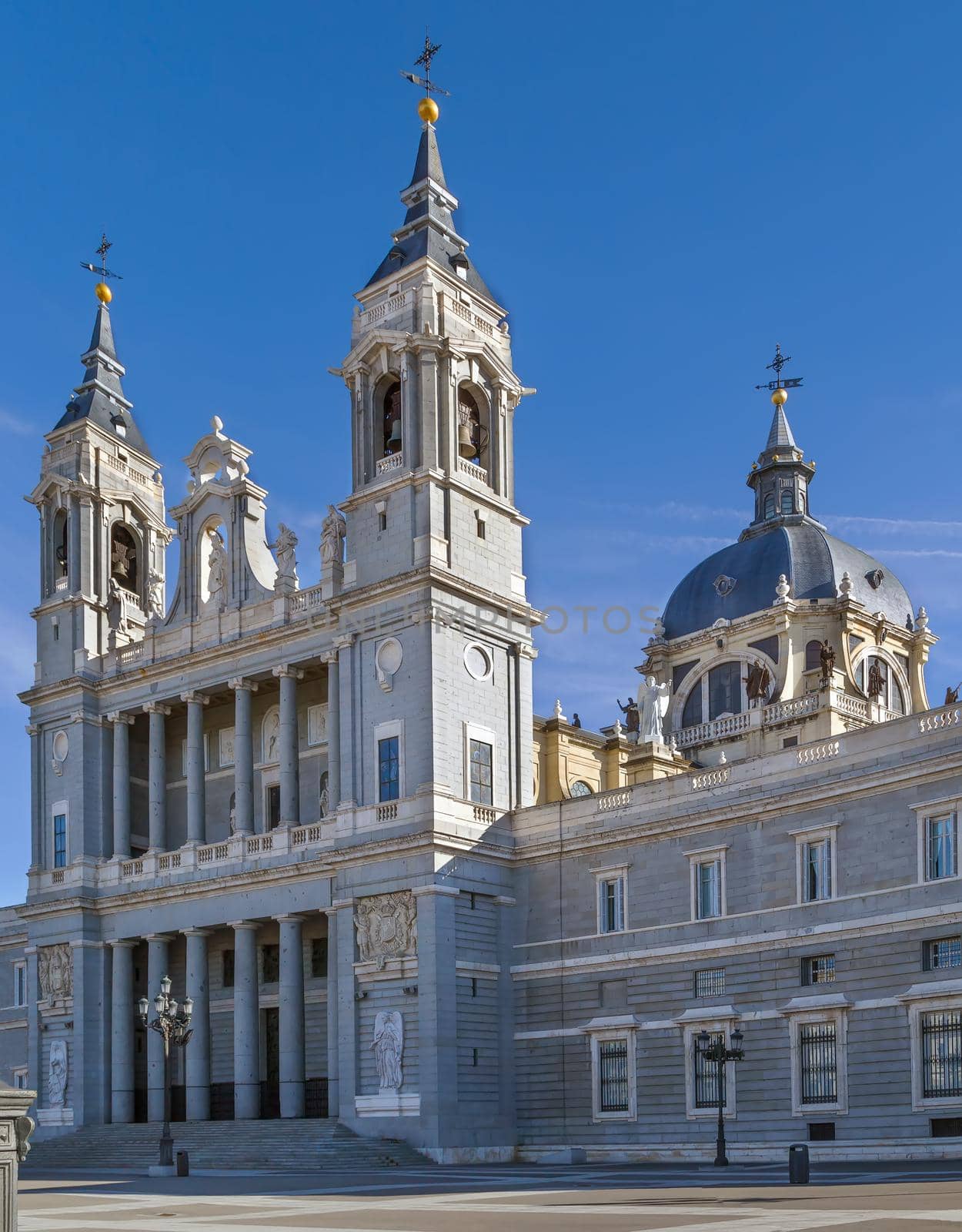 Almudena Cathedral, Madrid, Spain by borisb17