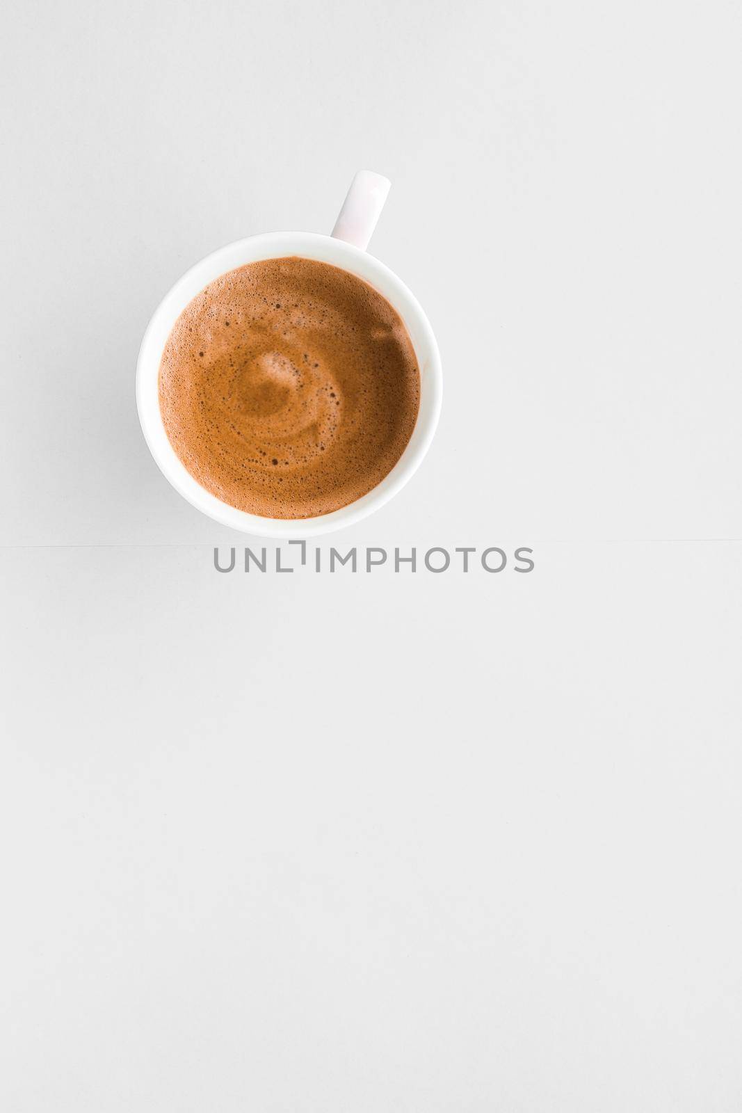 Drinks menu, italian espresso recipe and organic shop concept - Cup of hot french coffee as breakfast drink, flatlay cups on white background