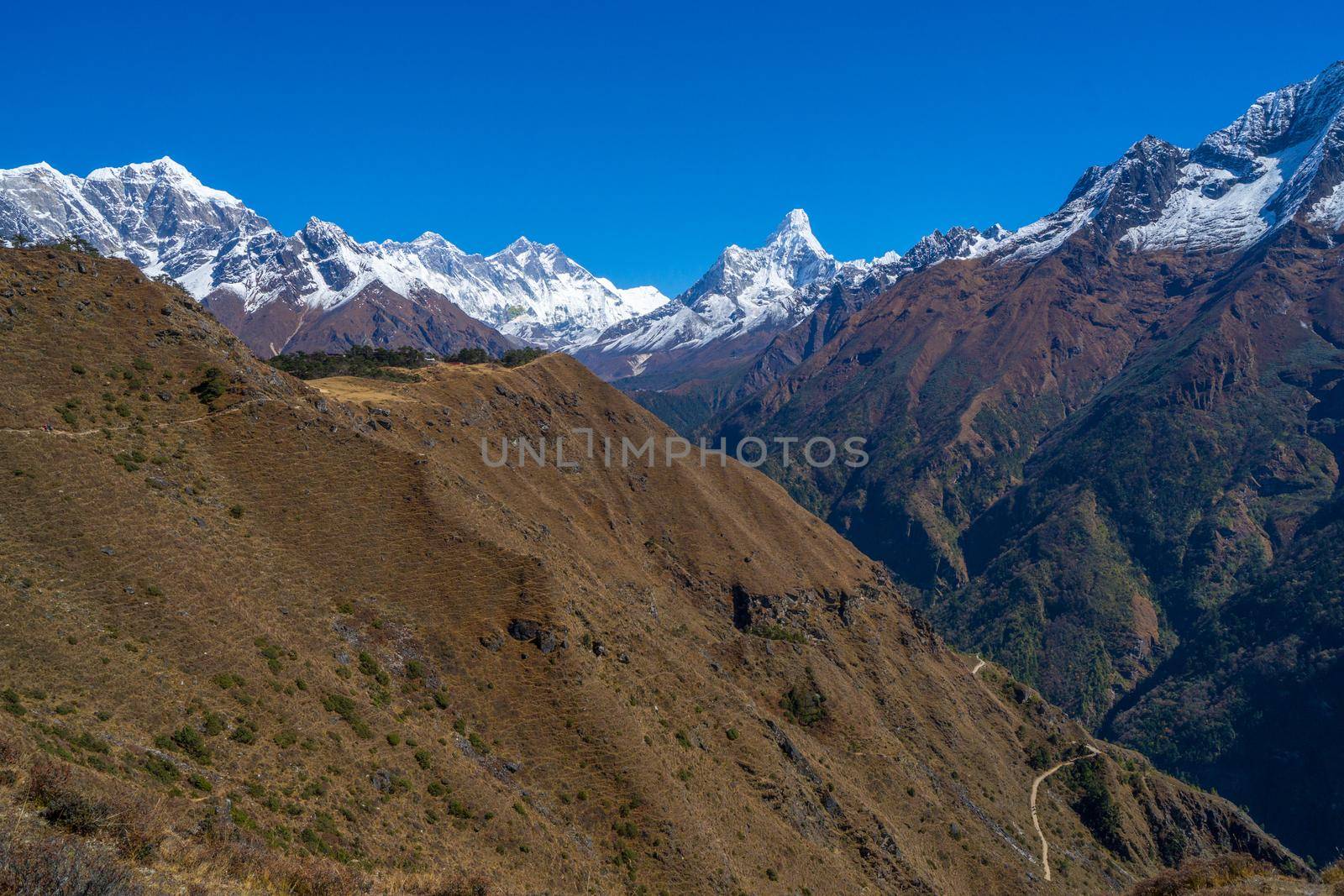 Everest, Lhotse and Ama Dablam summits by Arsgera
