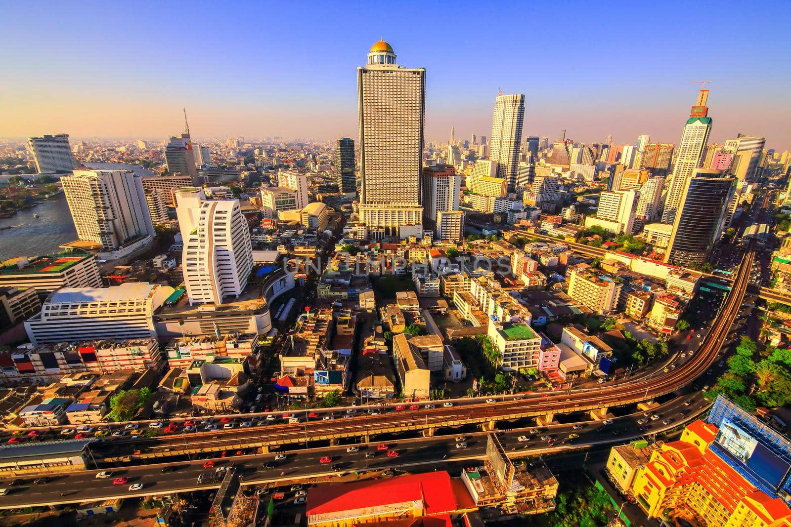 Building downtown Bangkok in the evening