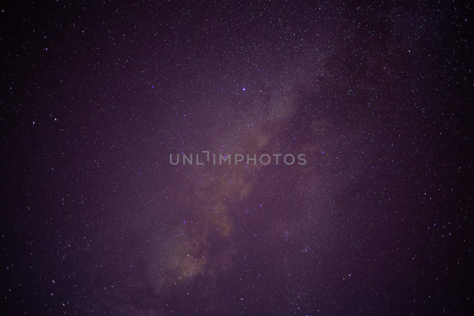 Image of the night sky overlooking the stars and galaxies.