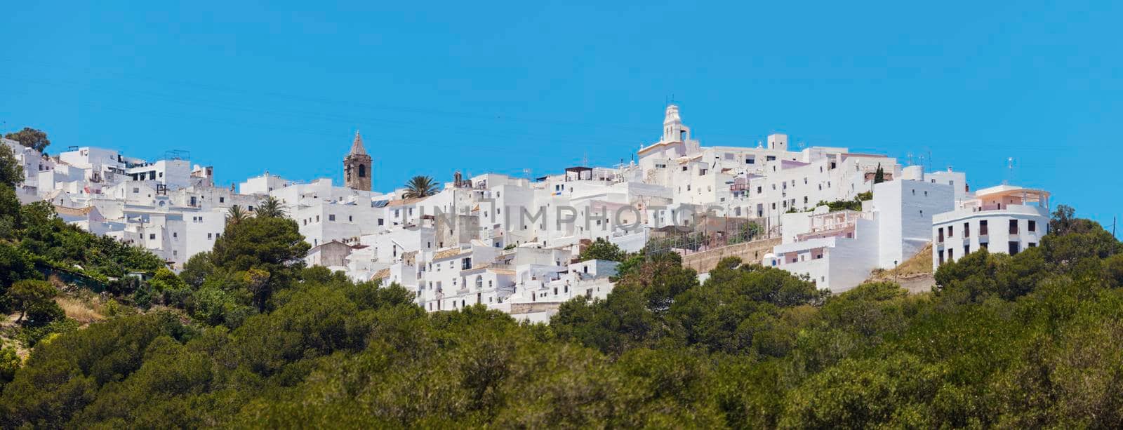 Panorama of Vejer de la Frontera by benkrut