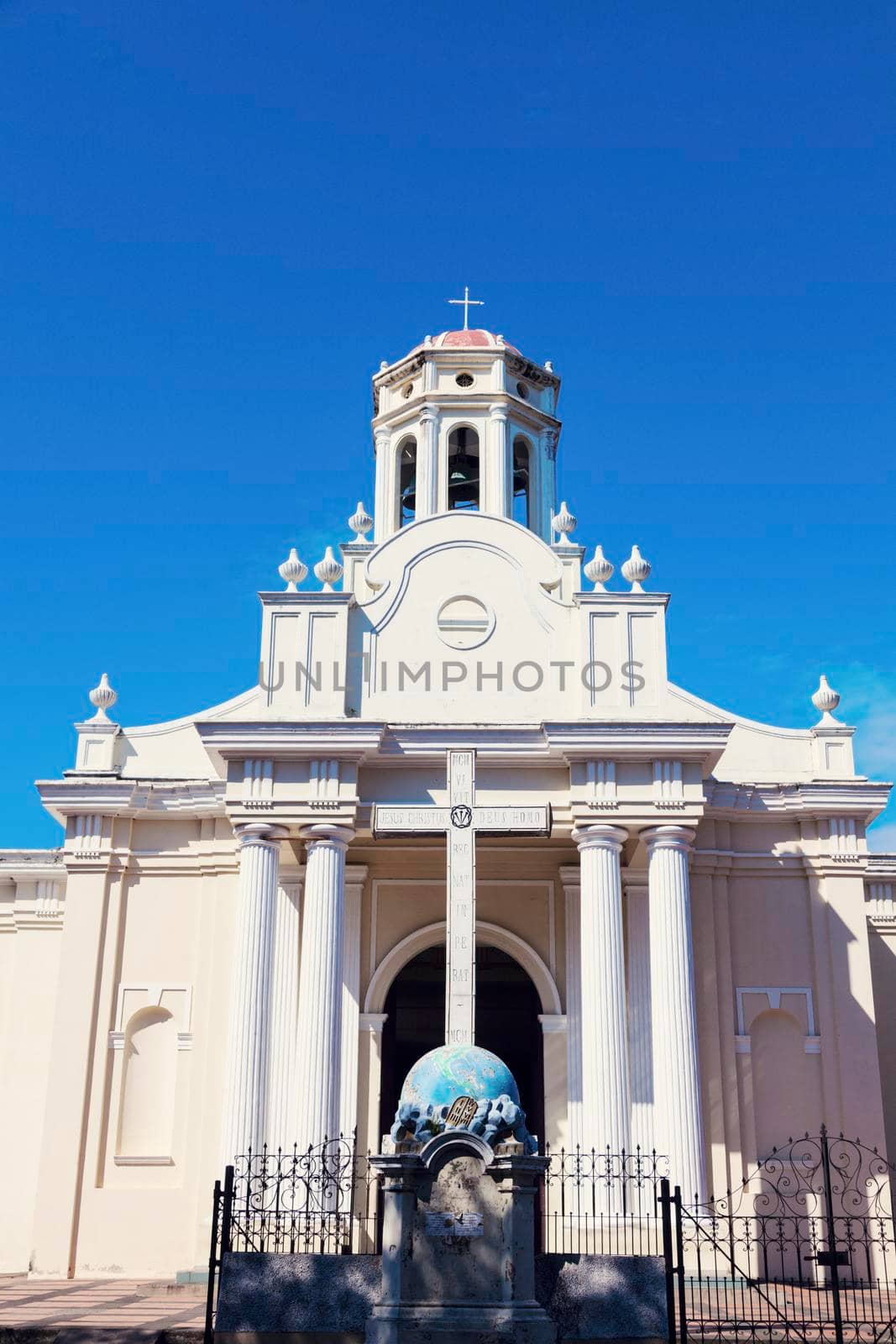 El Calvario Church in Santa Ana. Santa Ana, El Salvador.