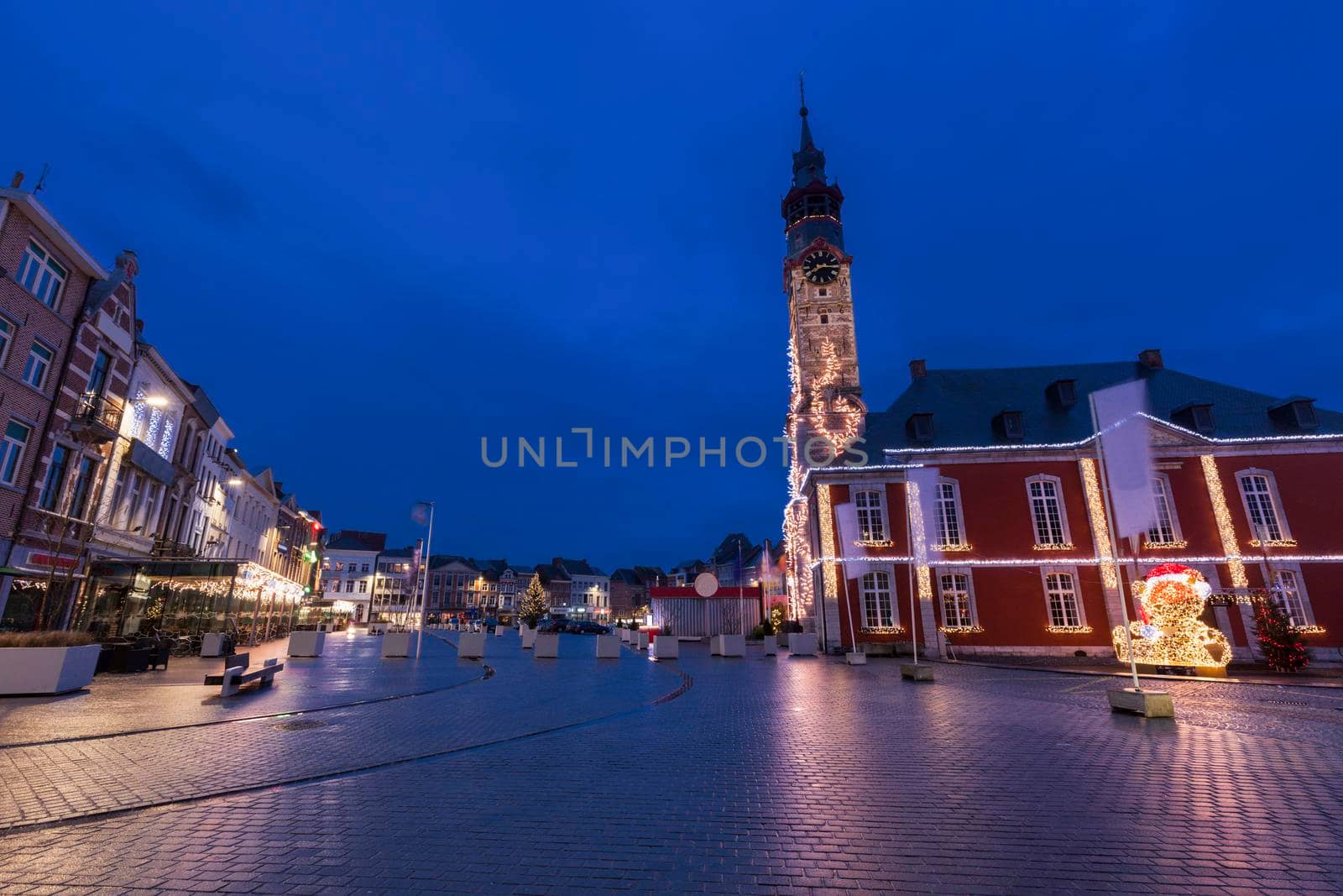 Main Square in Sint Truiden at dawn. Sint Truiden, Flemish Region, Belgium.