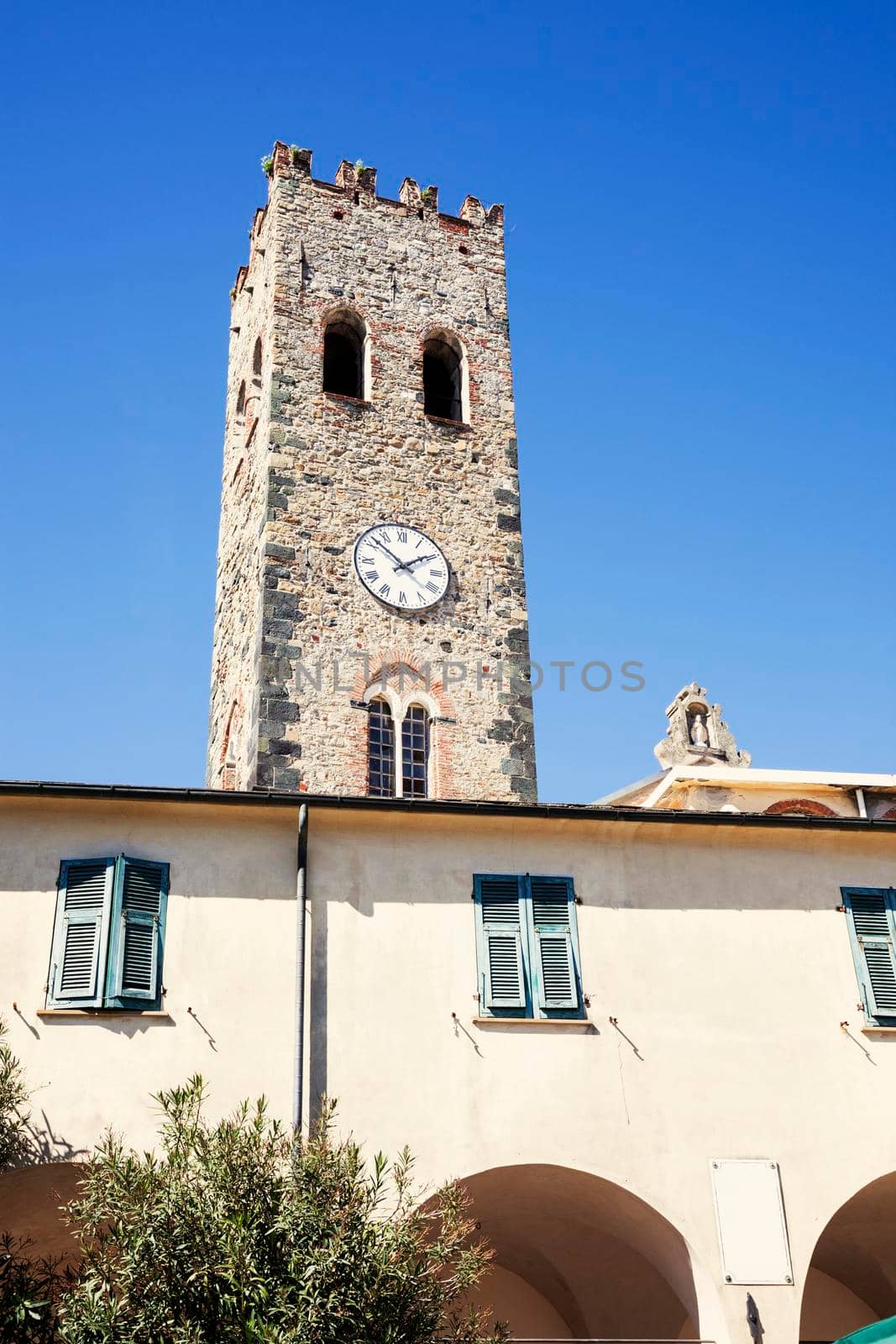 Monterosso clock tower by benkrut