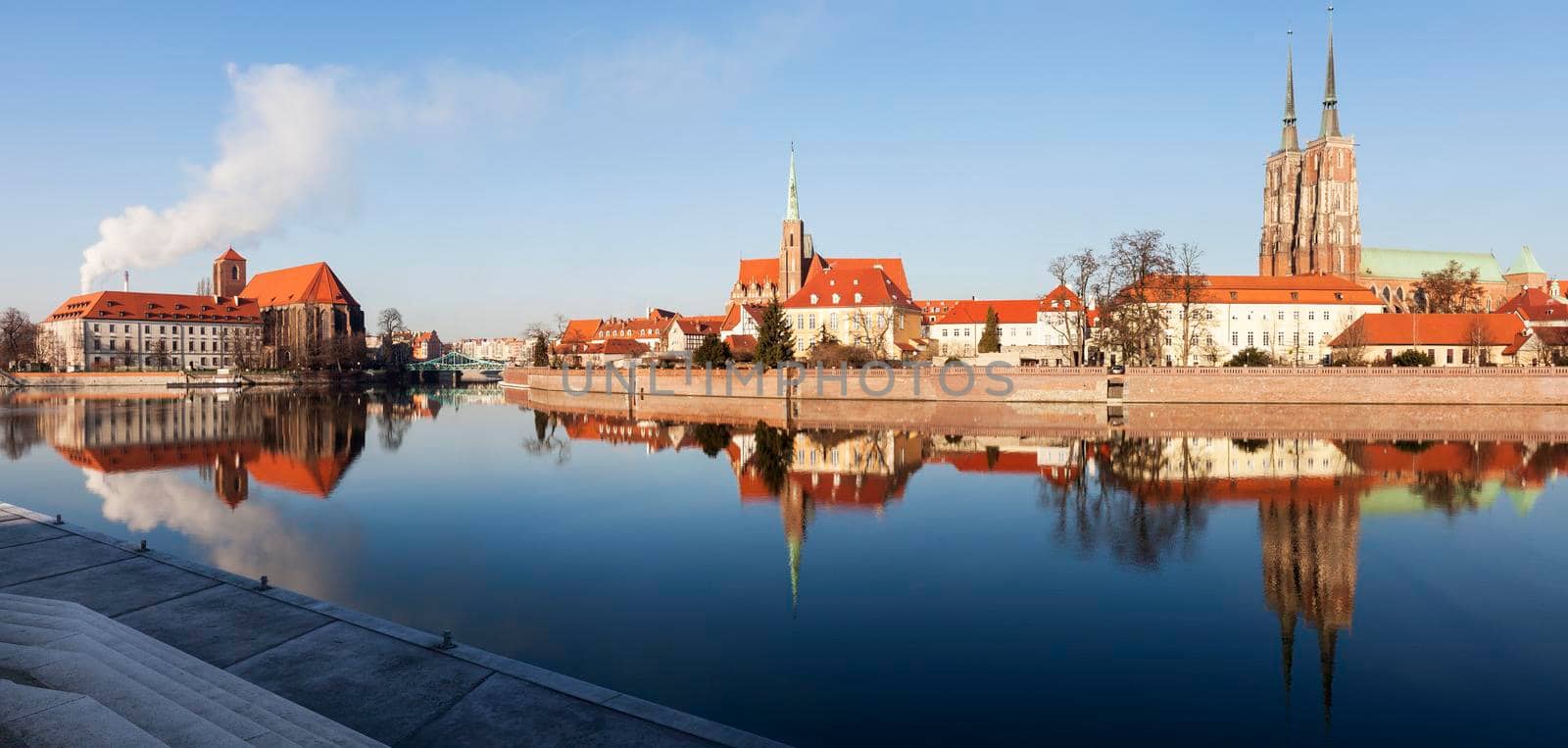 Wroclaw Cathedral and Collegiate Church by benkrut