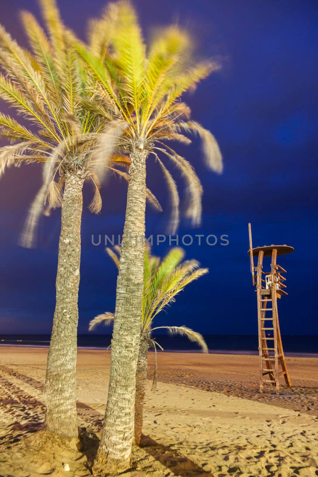 Lifeguard tower on the beach in Peniscola by benkrut