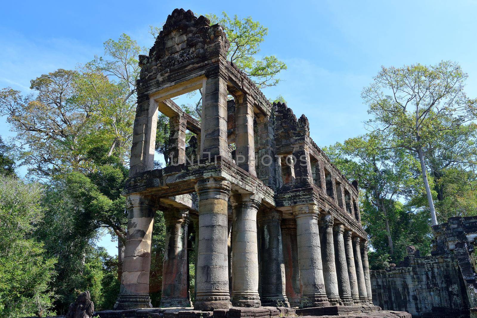 Building of two floors in Preah Khan complex, Angkor, Cambodia.