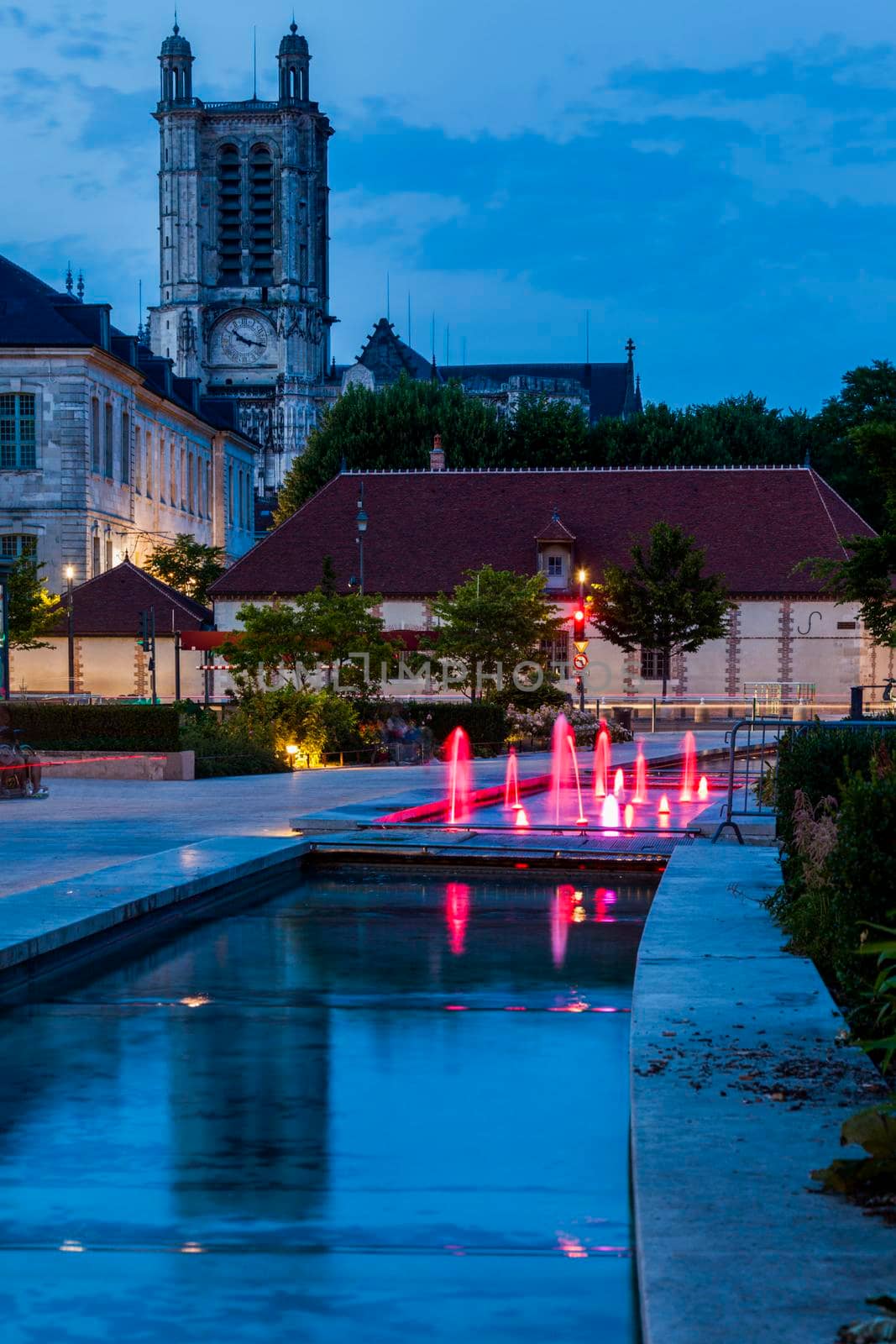 Troyes Cathedral at night by benkrut