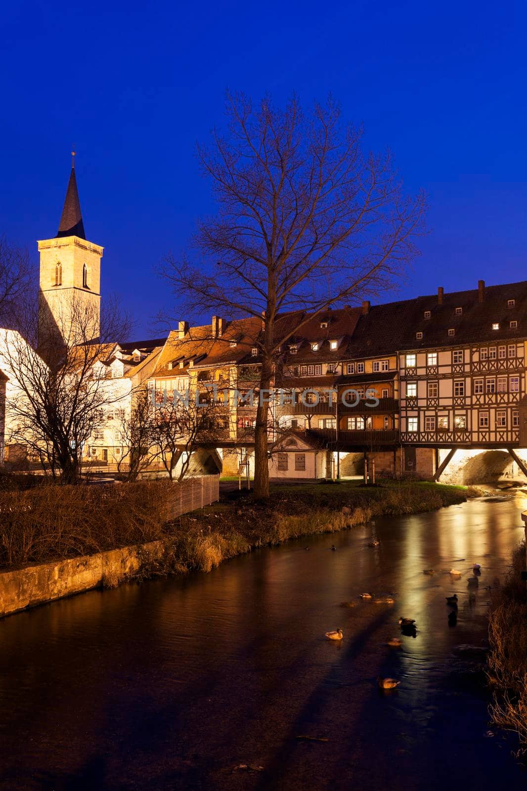 Kramerbrucke - bridge with houses  by benkrut