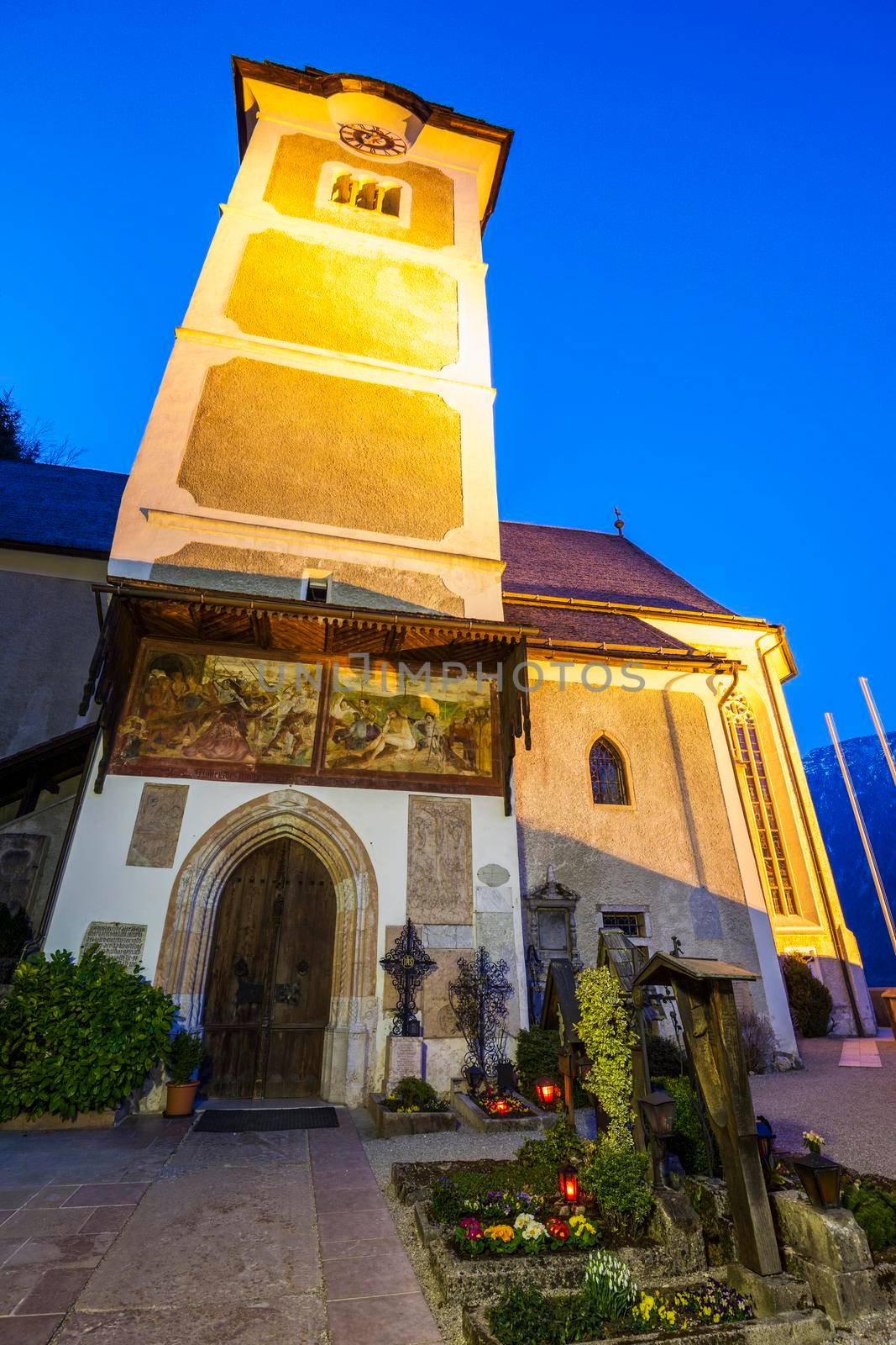 The Parish Church in Hallstatt by benkrut