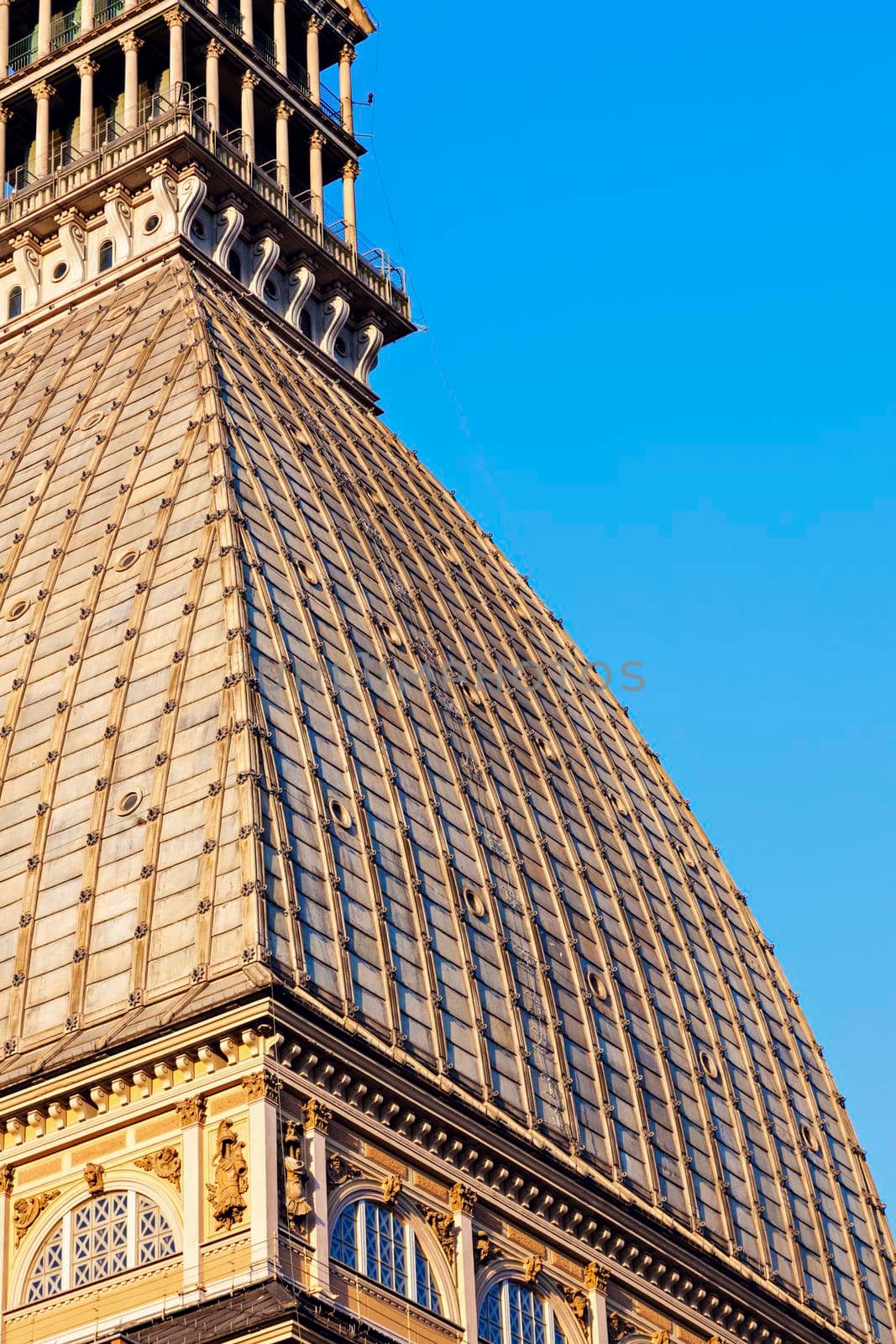 Mole Antonelliana in Turin by benkrut