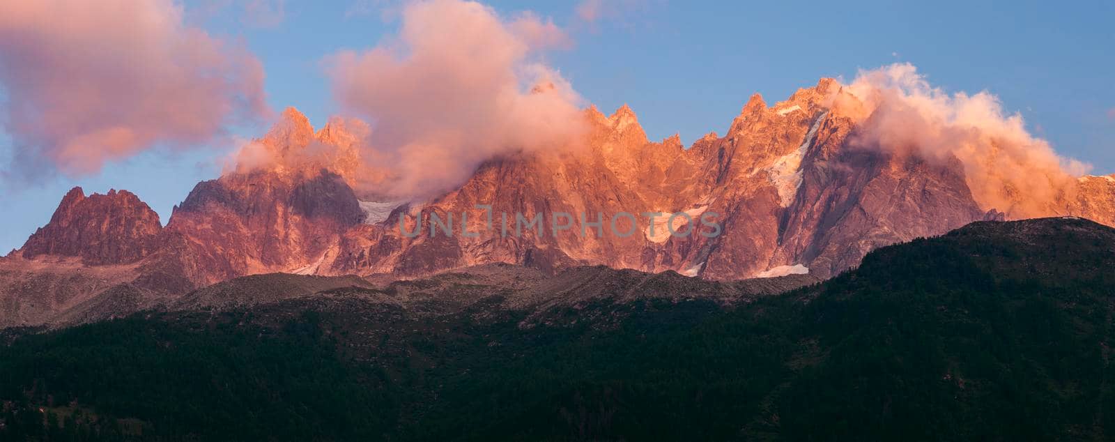 Alps peaks in Chamonix area by benkrut