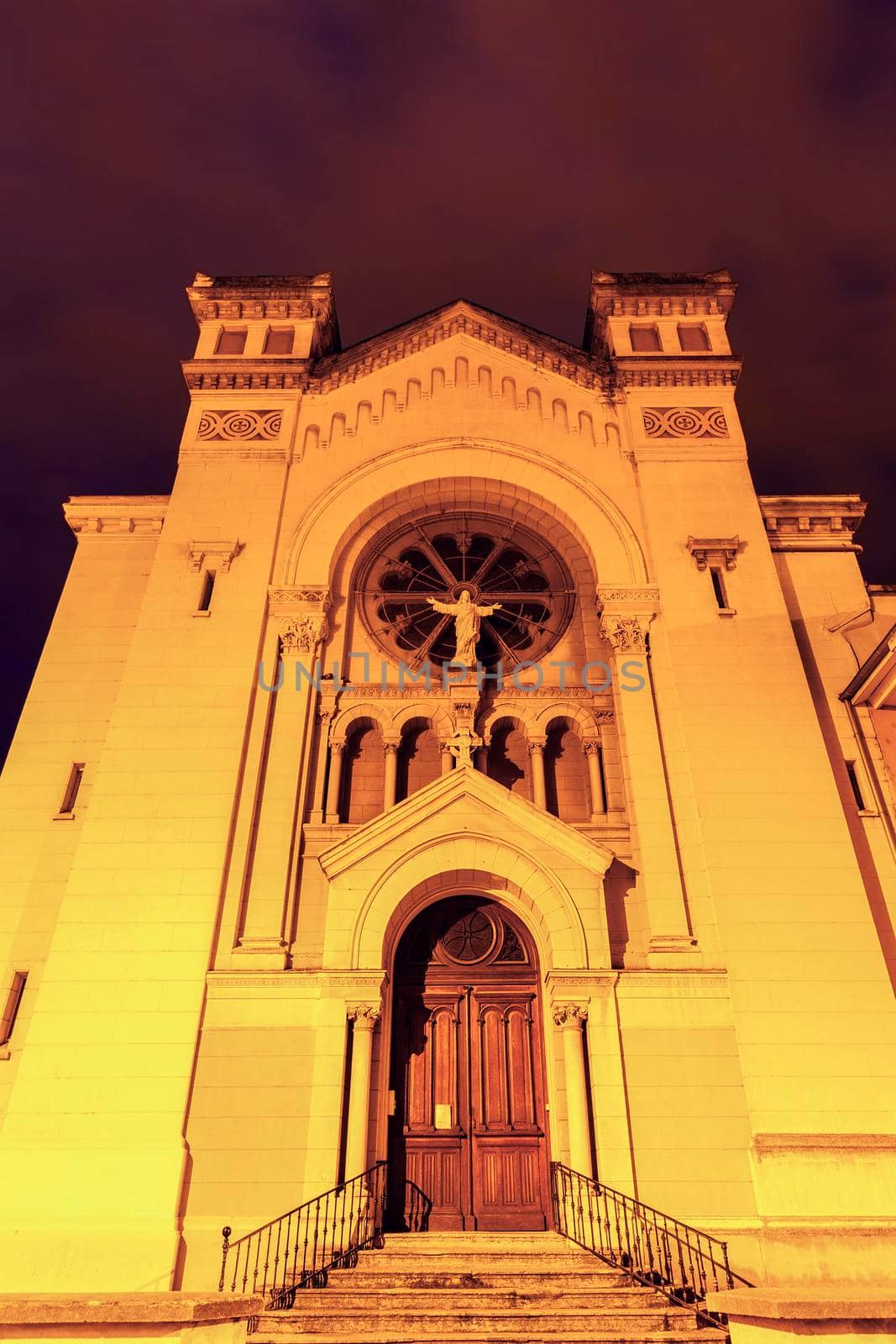 Church in Saint-Etienne by benkrut