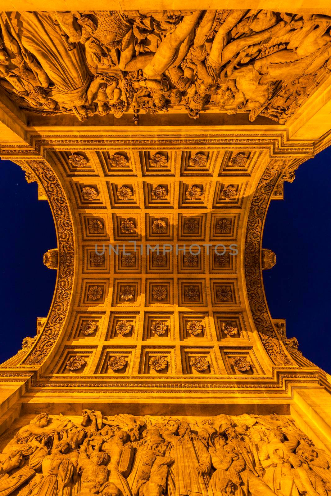 Arc de la Porte d'Aix in Marseille by benkrut