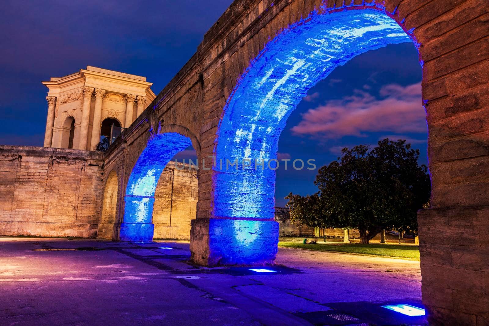 Saint Clement Aqueduct and Pavillon du Peyrou in Montpellier. Montpellier, Occitanie, France.