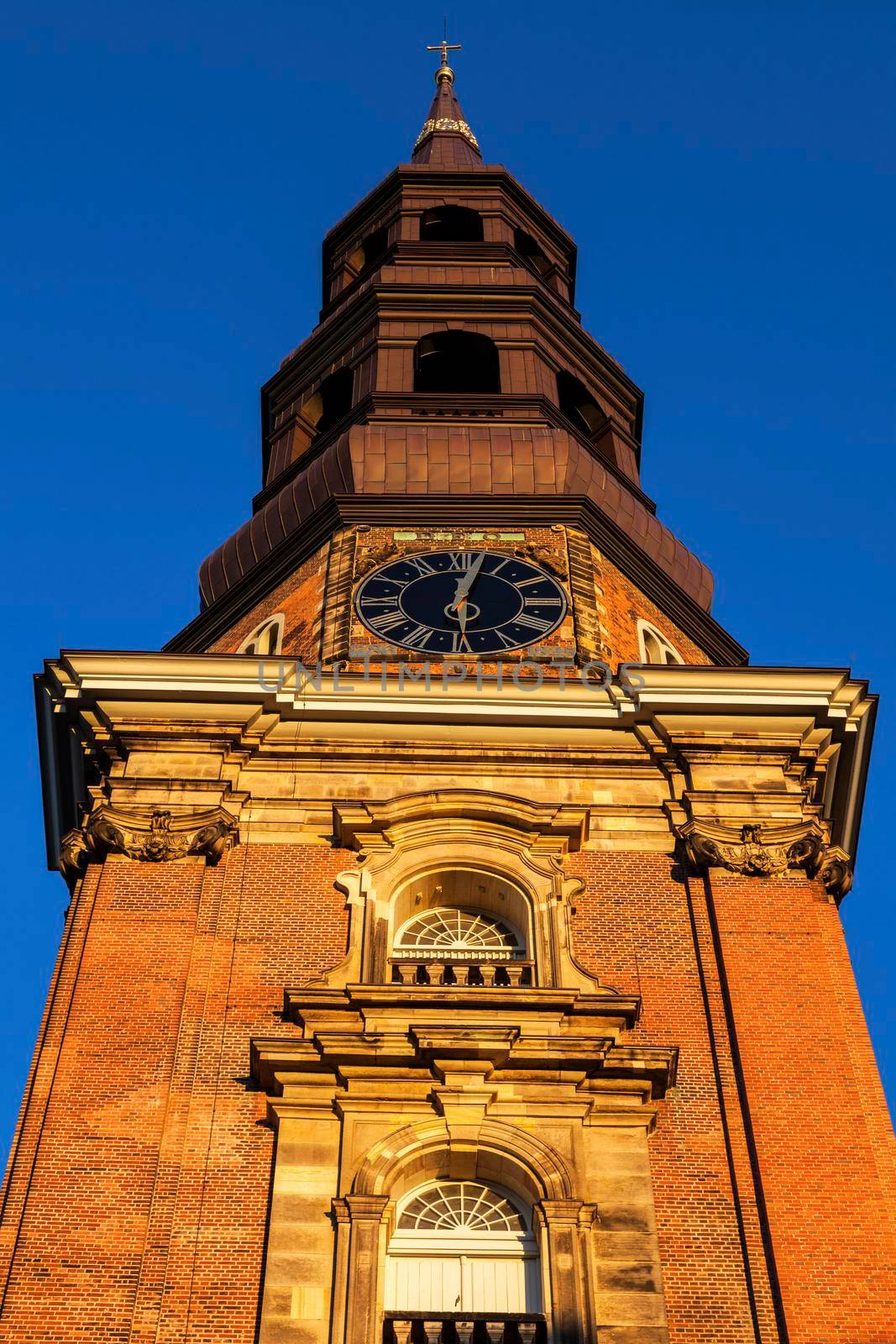St. Catherine's Church in Hamburg by benkrut