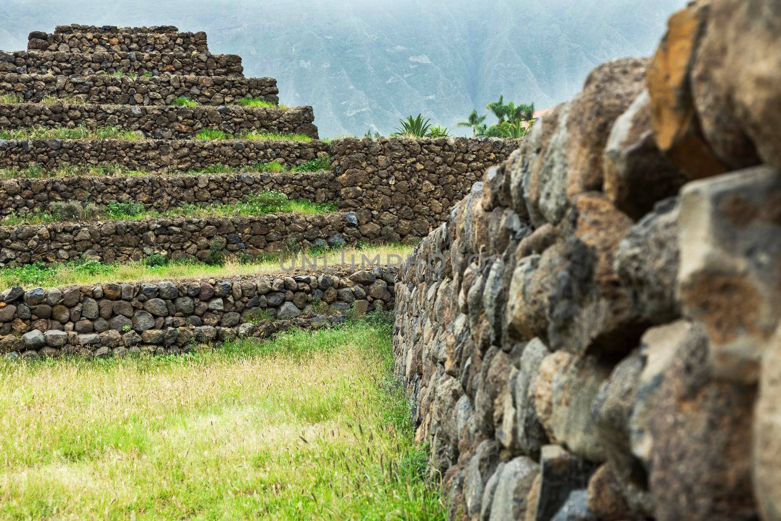 Pyramids of Guimar by benkrut