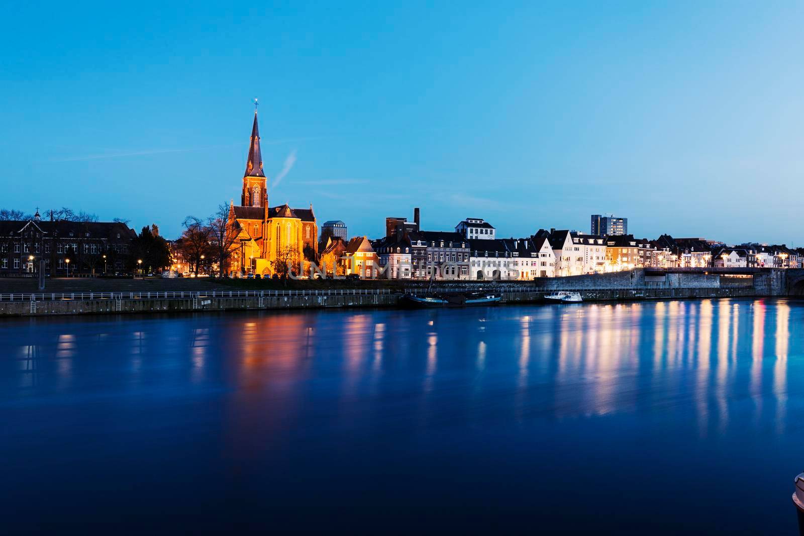 Sint Martinuskerk Church in Maastricht by benkrut