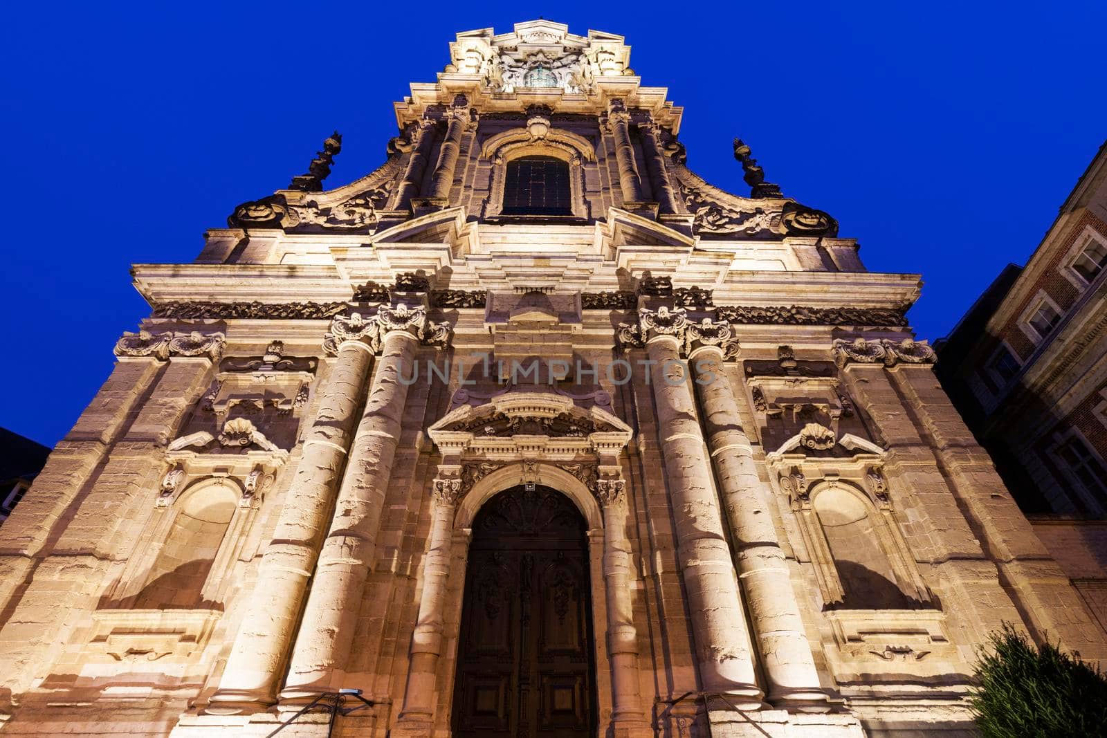 Saint Michael's Church in Leuven by benkrut