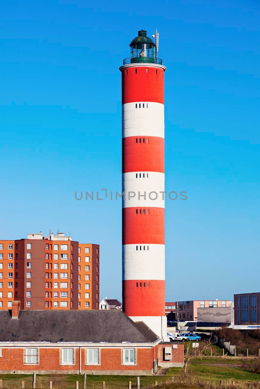 Berck Lighthouse by benkrut