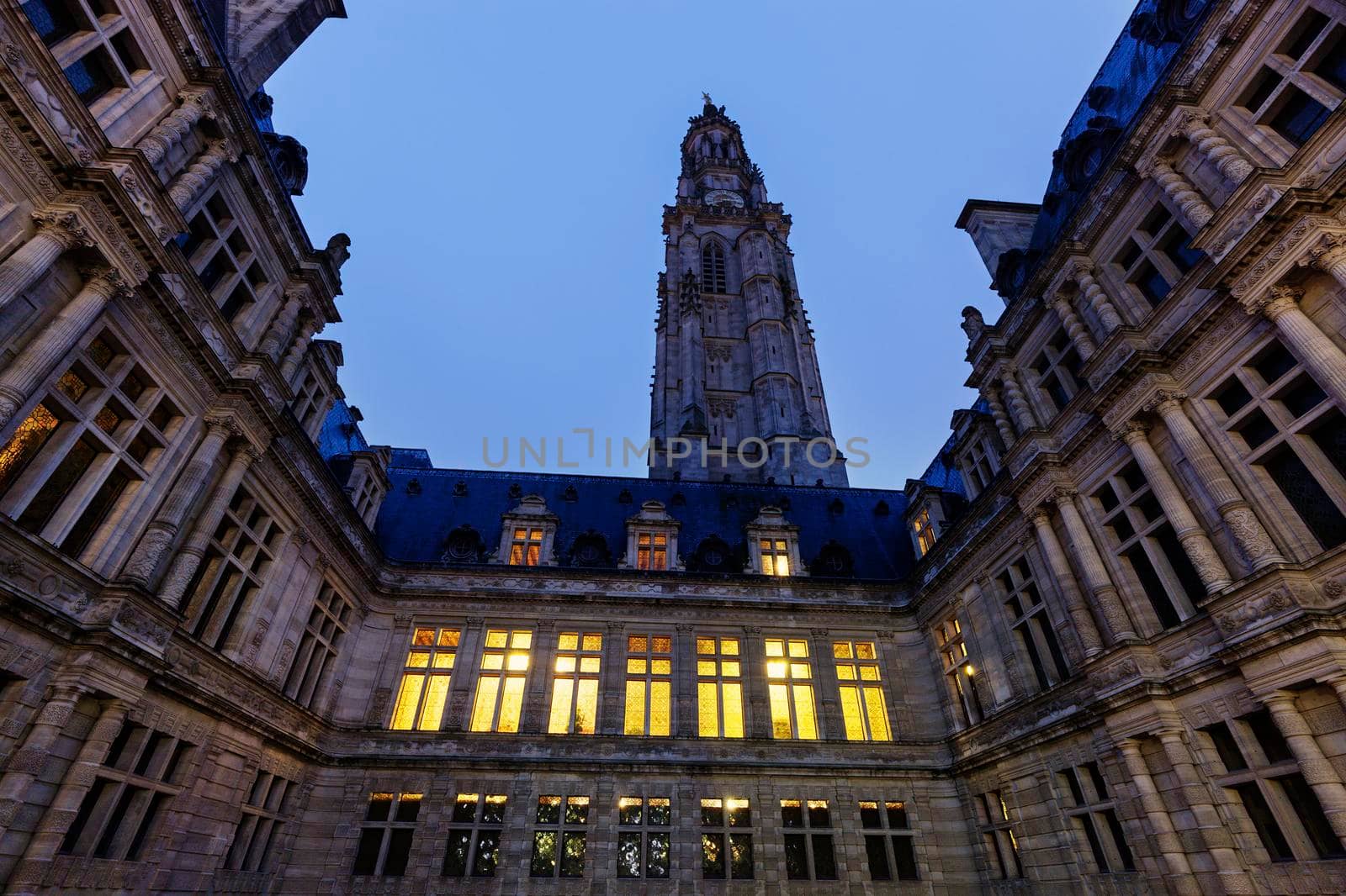 Arras Town Hall on Place des Heros by benkrut