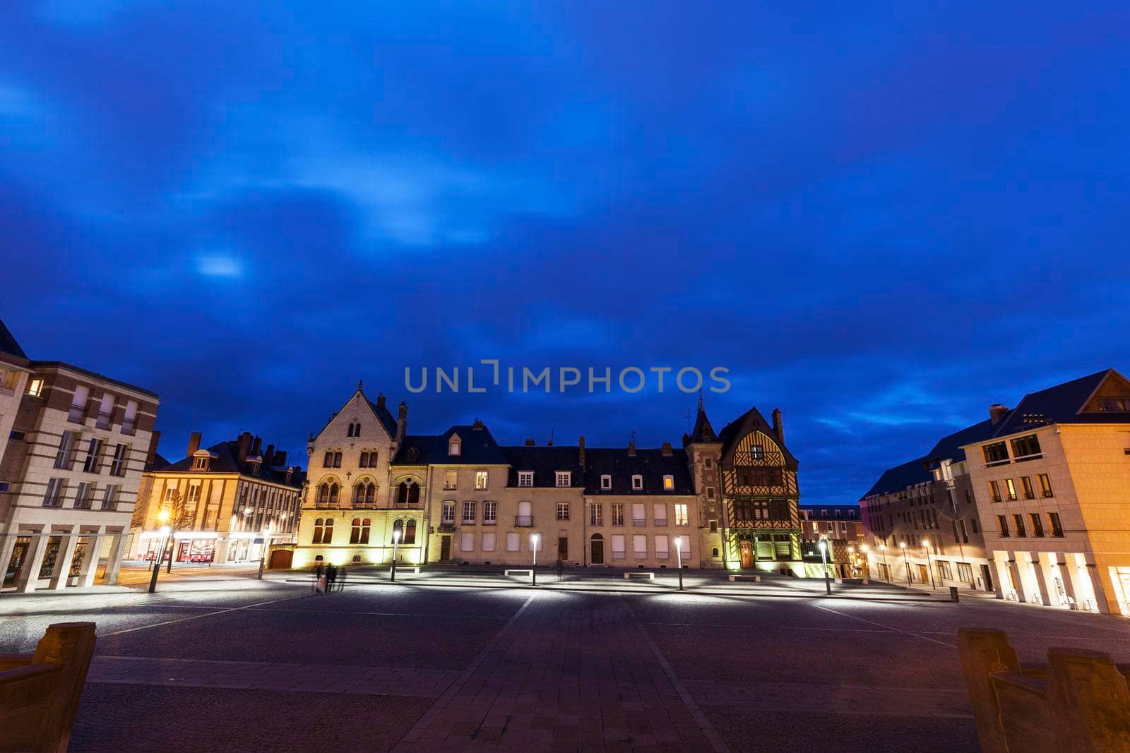 Place Notre-Dame in Amiens. Amiens, Nord-Pas-de-Calais-Picardy, France.