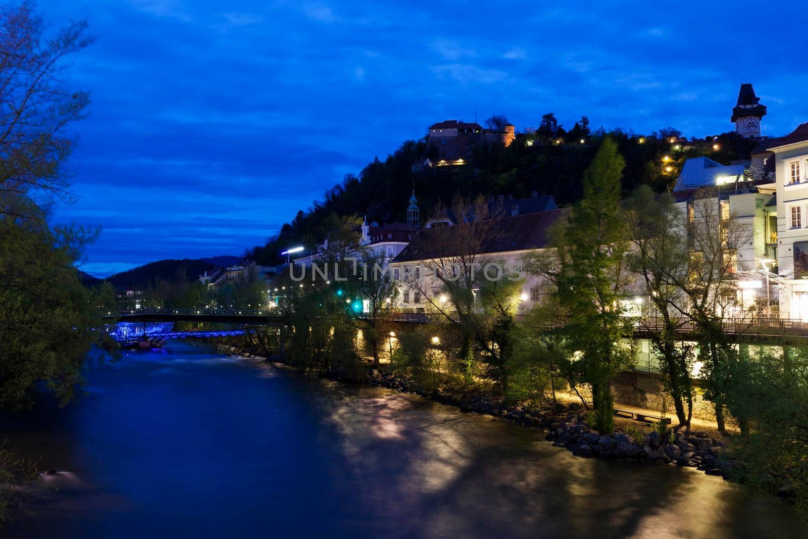 Castle Hill and Mur River by benkrut