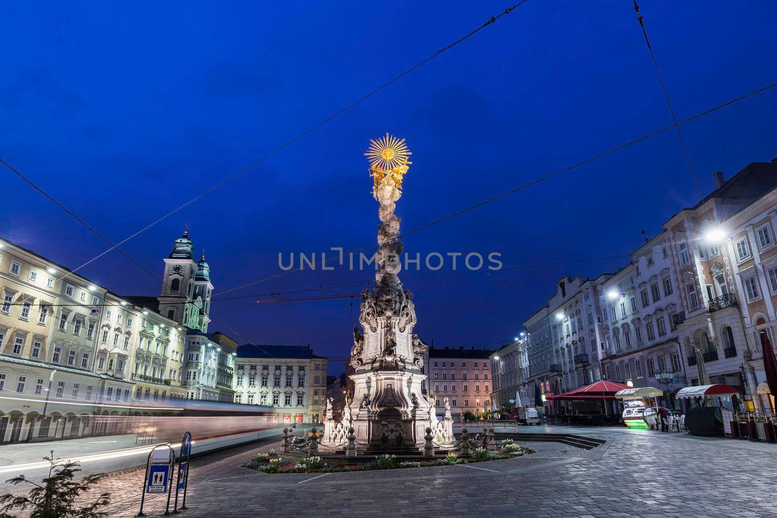Column on Hauptplatz in Linz by benkrut