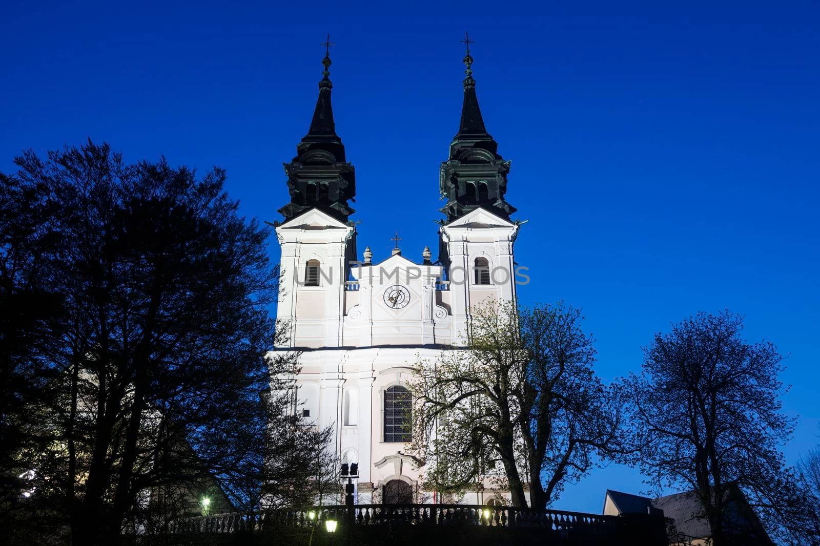 Postlingbergkirche in Linz by benkrut