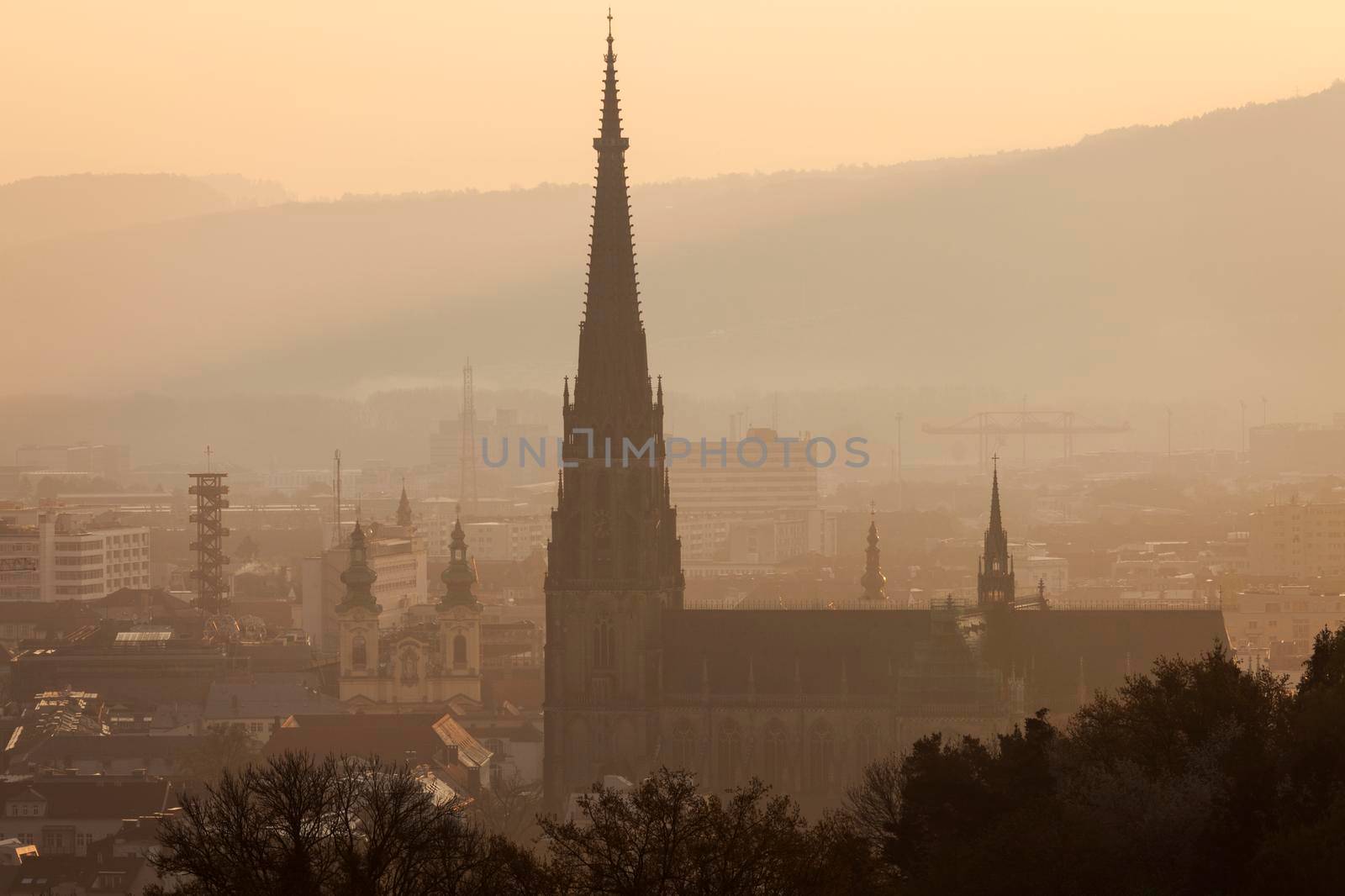 Linz panorama at sunrise by benkrut