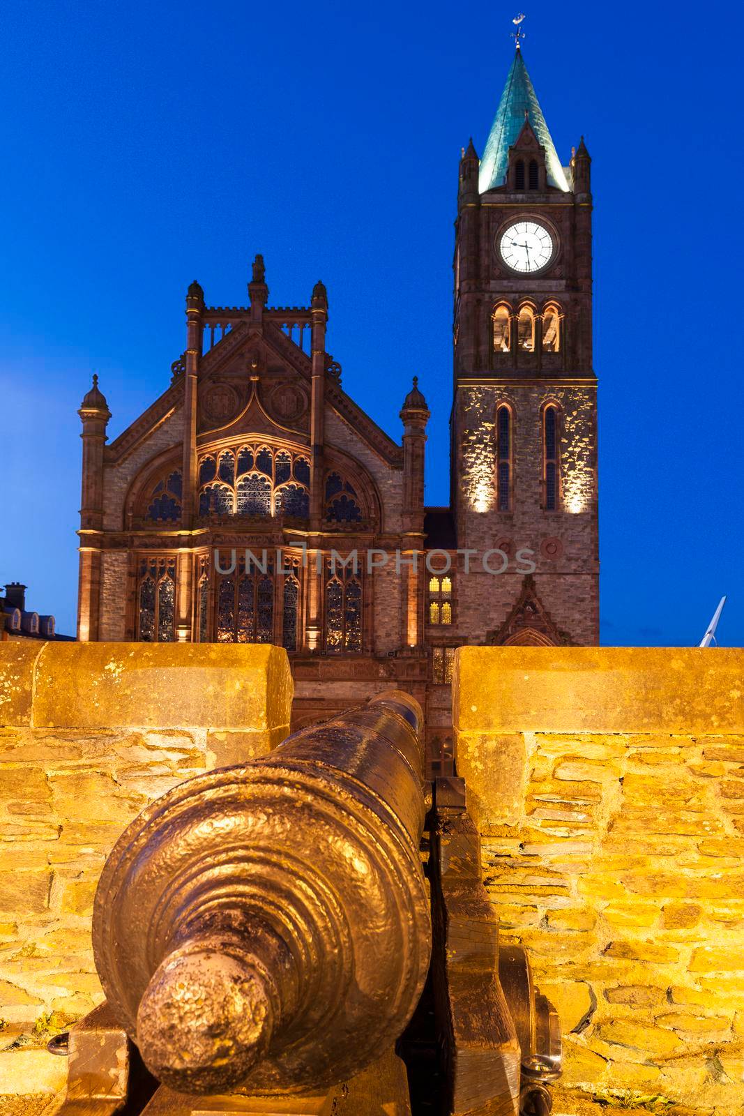 Guildhall in Derry by benkrut